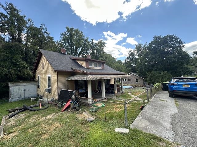 806 Monroe Avenue Pulaski VA 24301