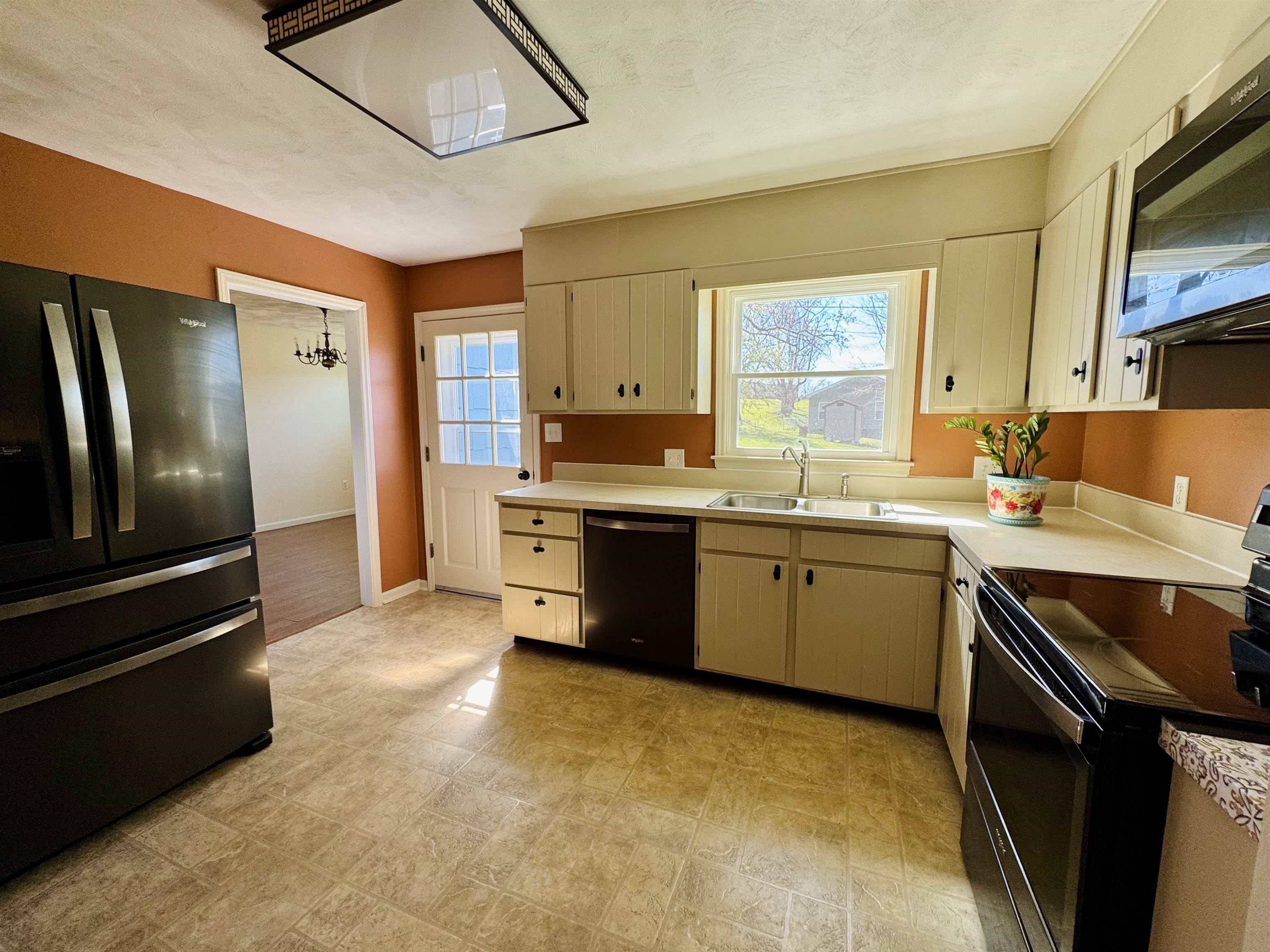 5422 Aldrin Street Dublin VA 24084