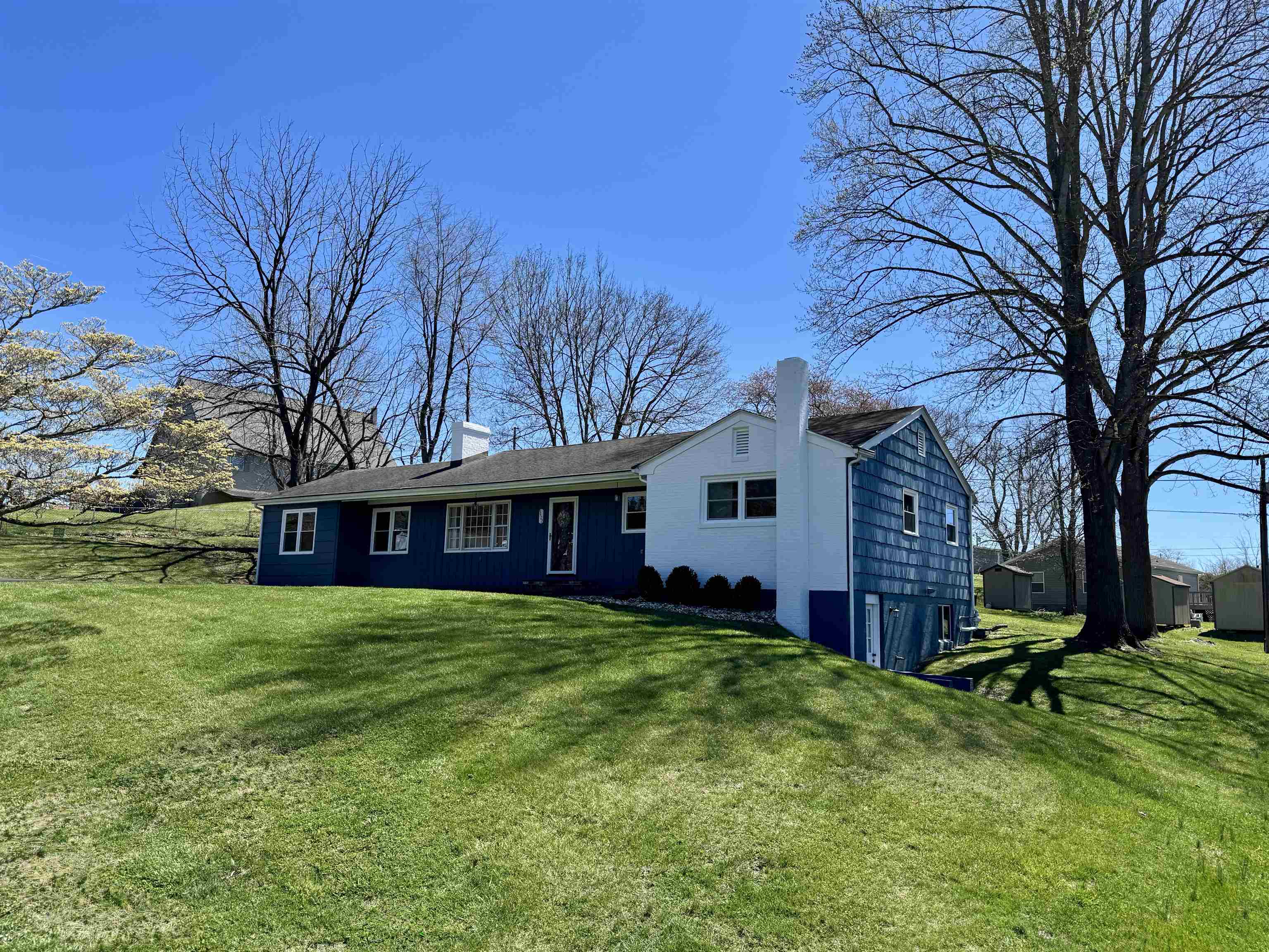 5422 Aldrin Street Dublin VA 24084