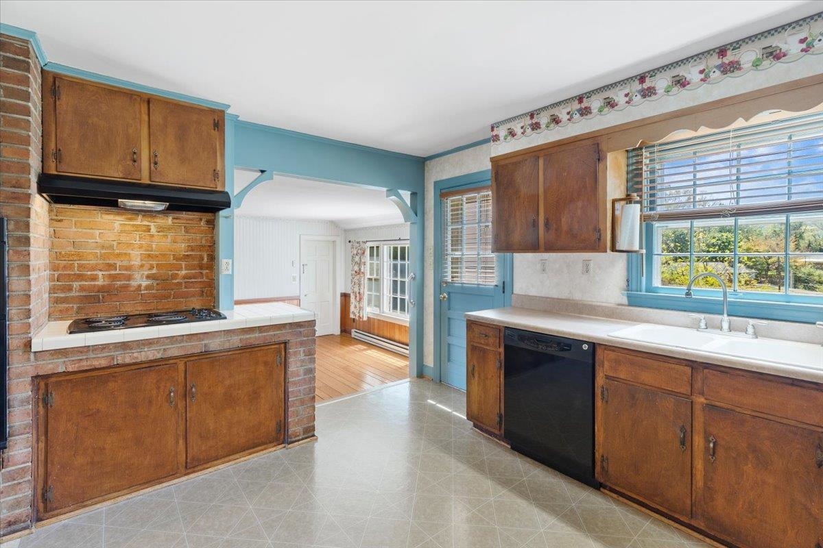 695 Wren Drive Pulaski VA 24301