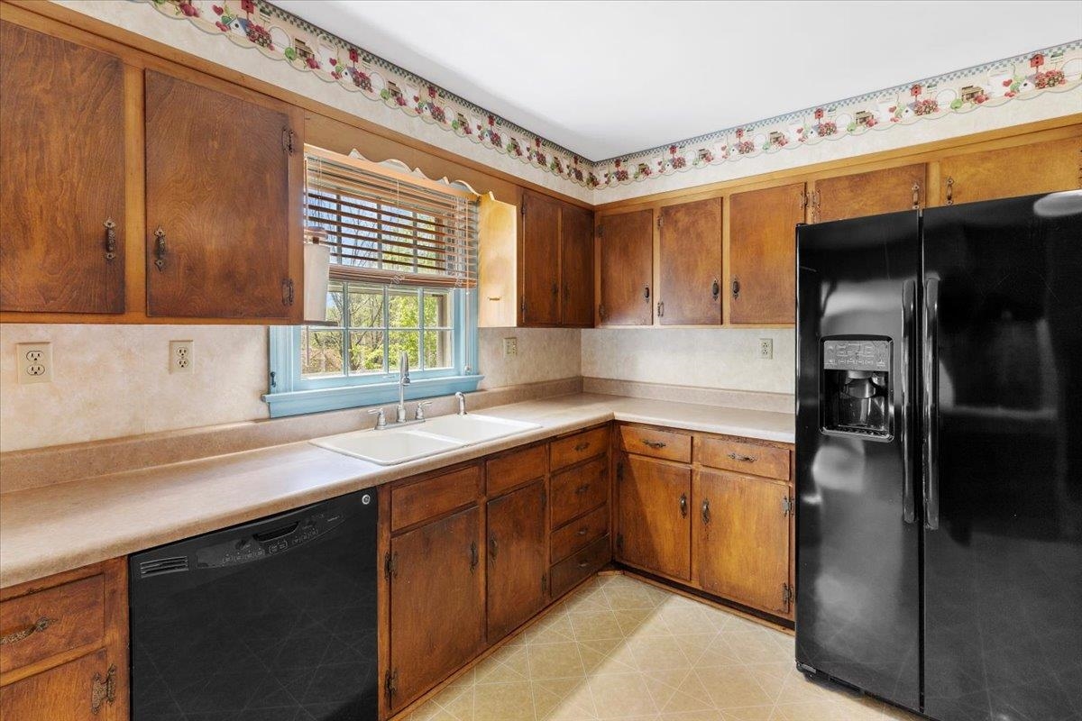 695 Wren Drive Pulaski VA 24301