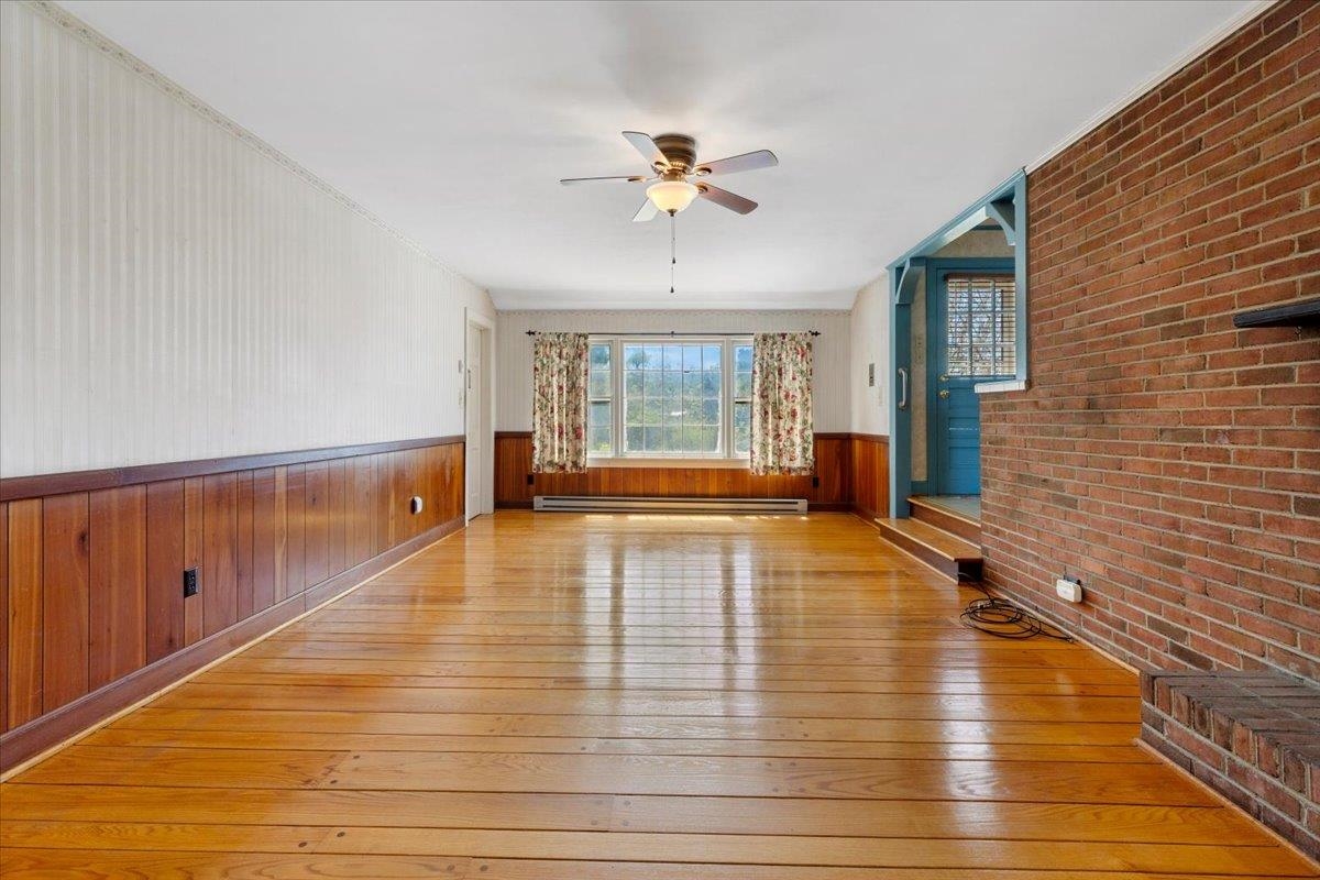 695 Wren Drive Pulaski VA 24301