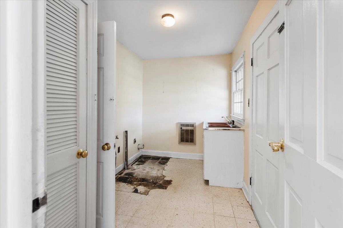 695 Wren Drive Pulaski VA 24301