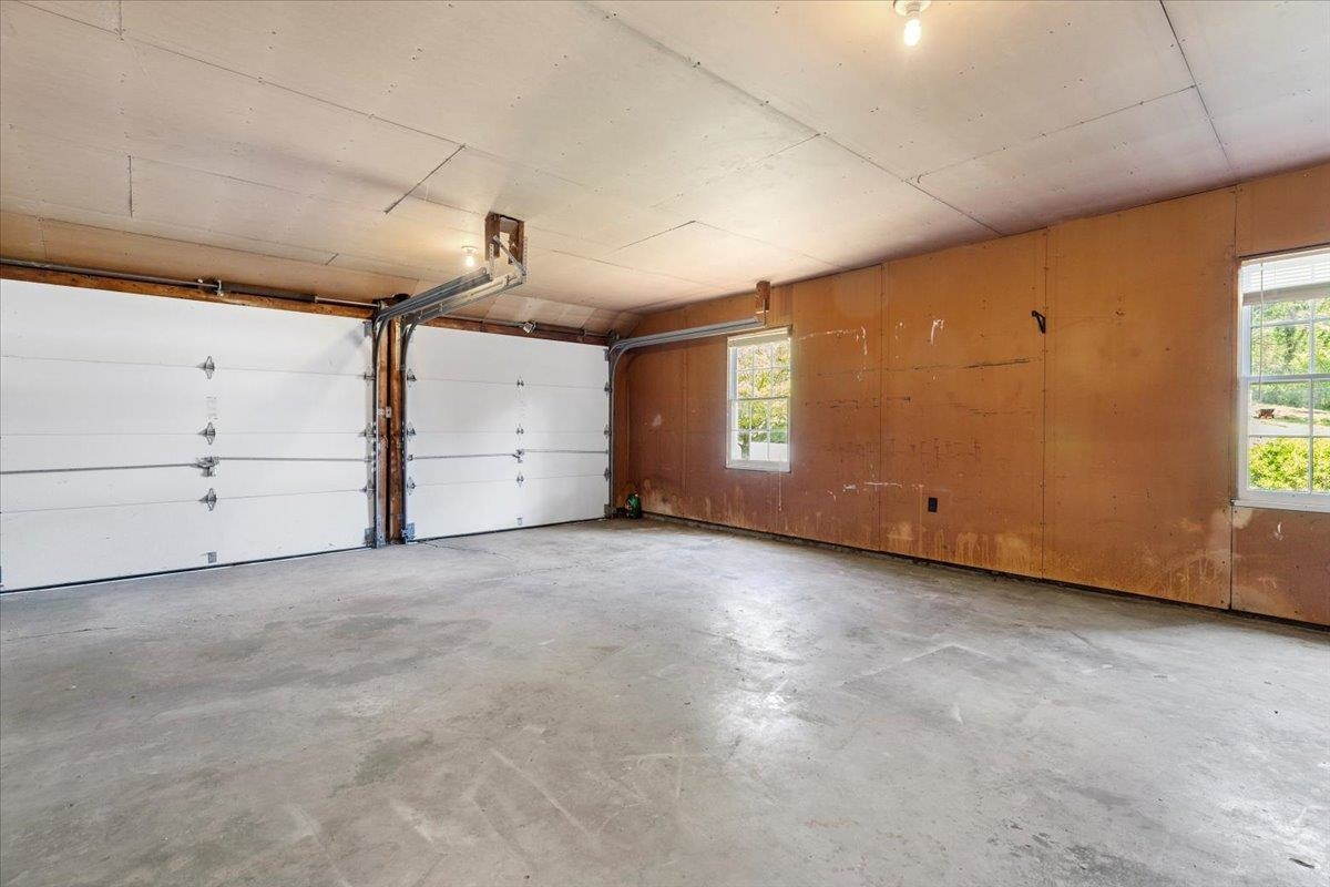 695 Wren Drive Pulaski VA 24301