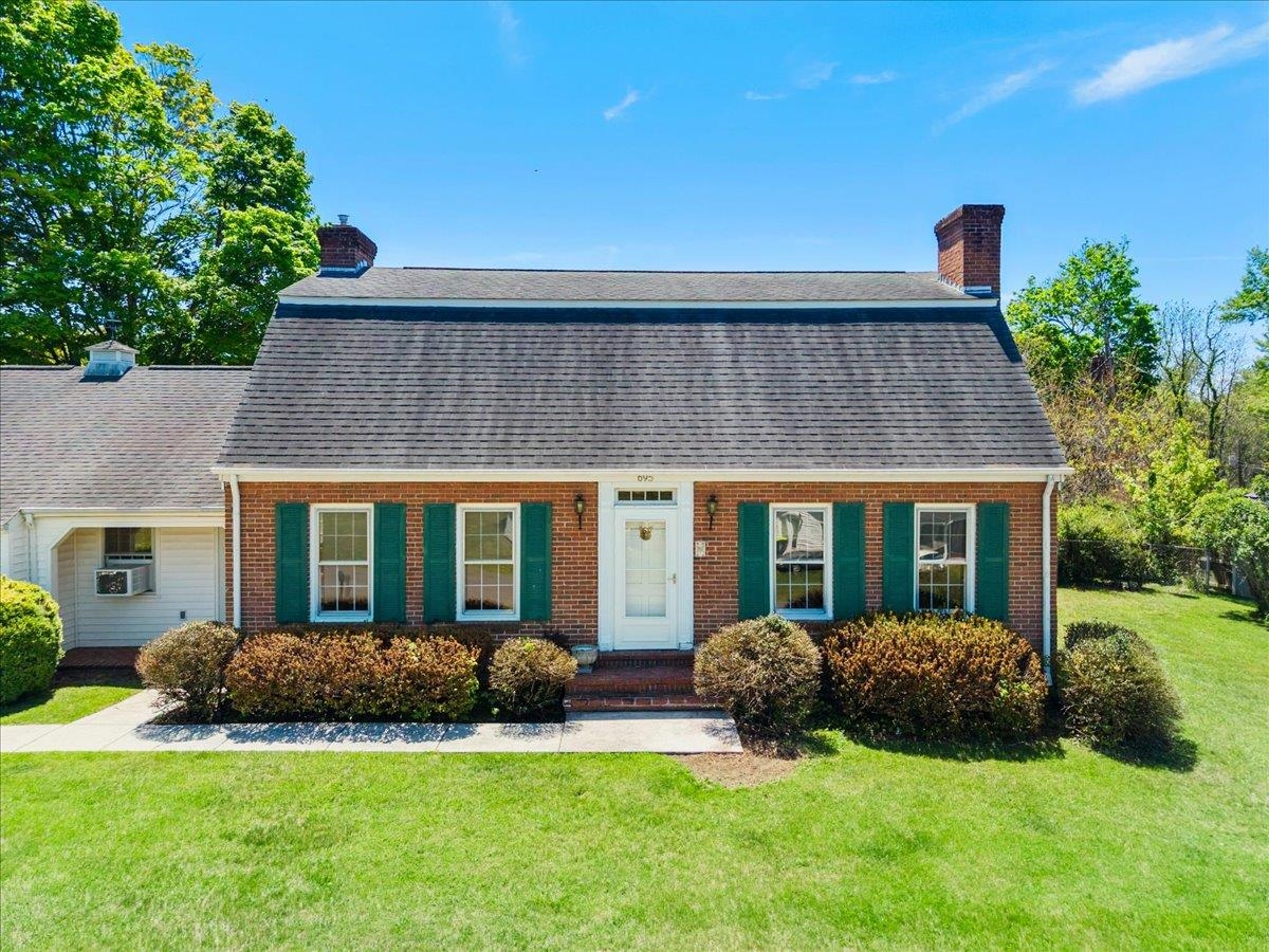 695 Wren Drive Pulaski VA 24301
