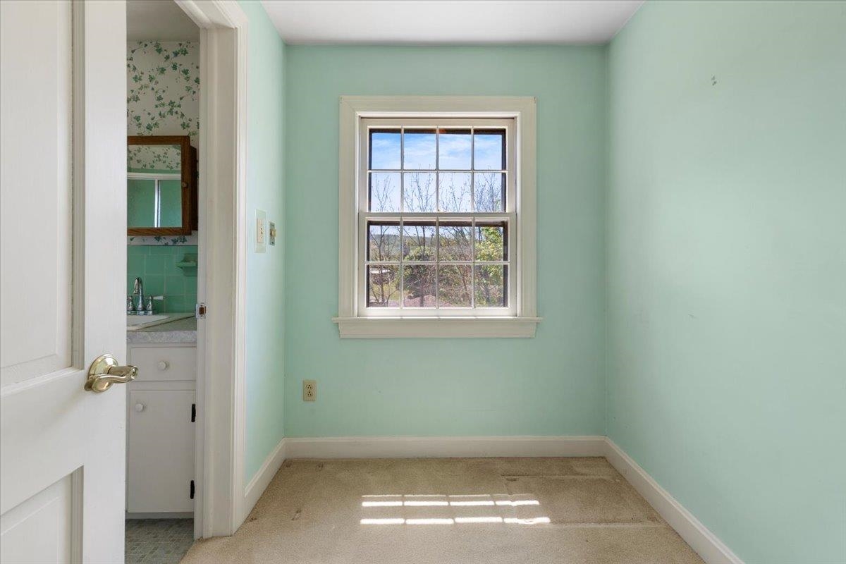 695 Wren Drive Pulaski VA 24301