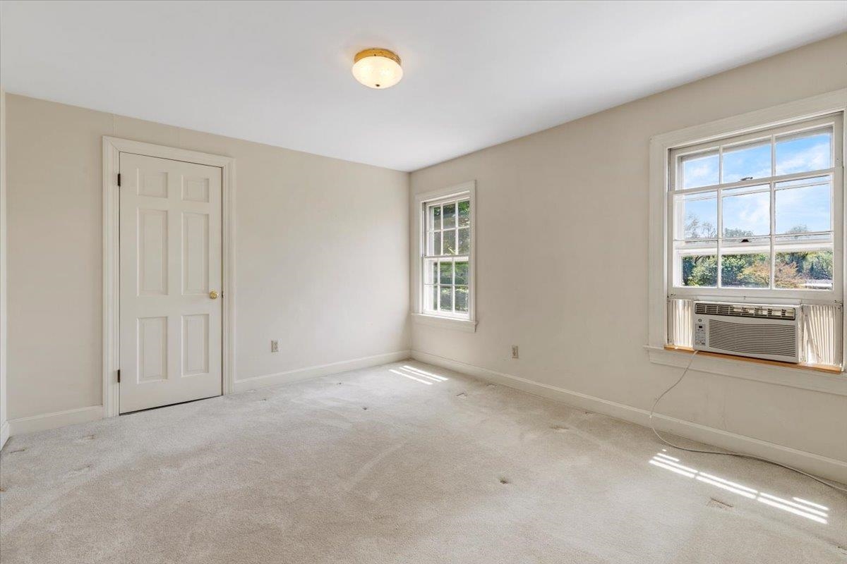 695 Wren Drive Pulaski VA 24301