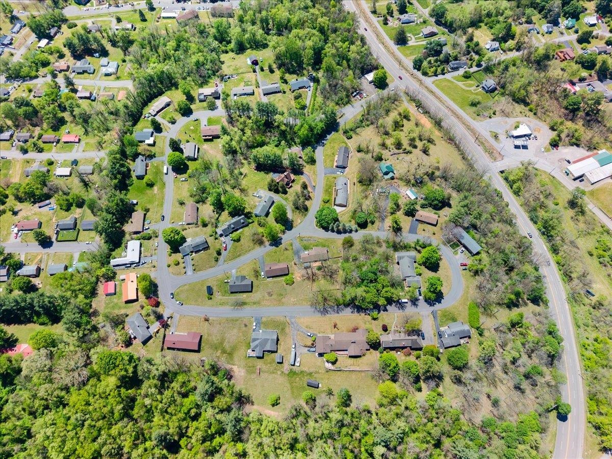 695 Wren Drive Pulaski VA 24301