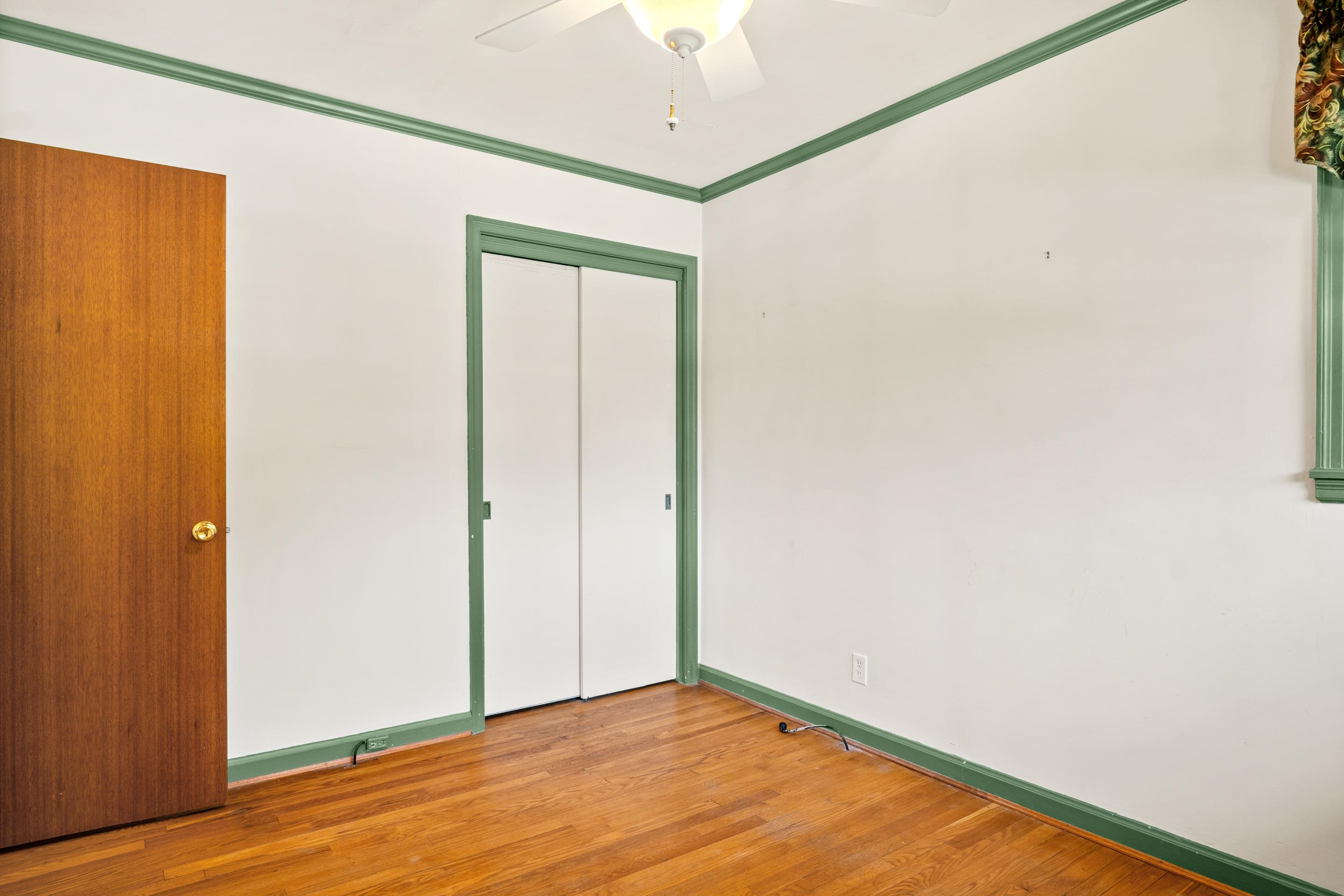 104 Arnold Avenue Radford VA 24141