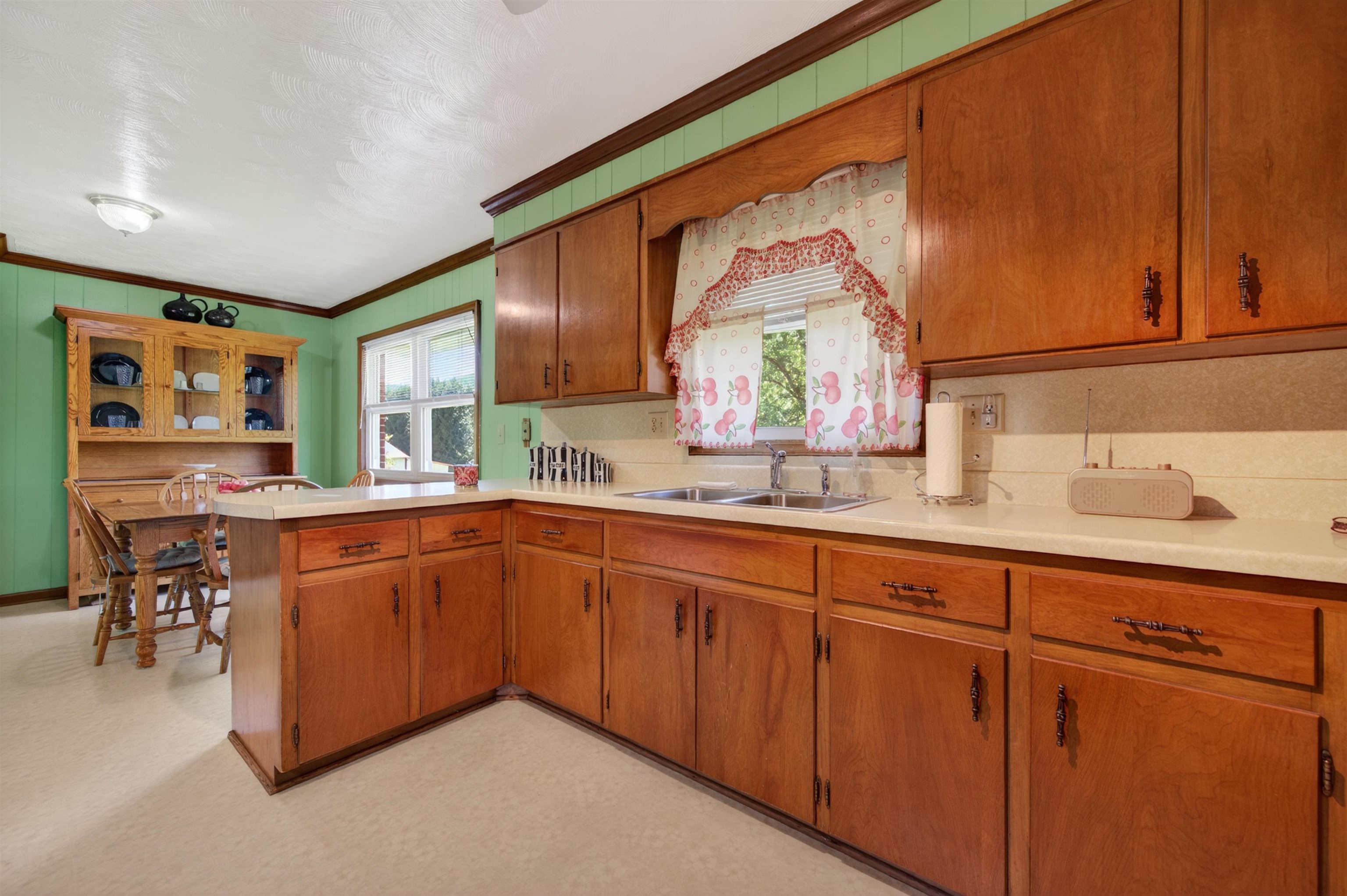 1761 North Fork Road Christiansburg VA 24073