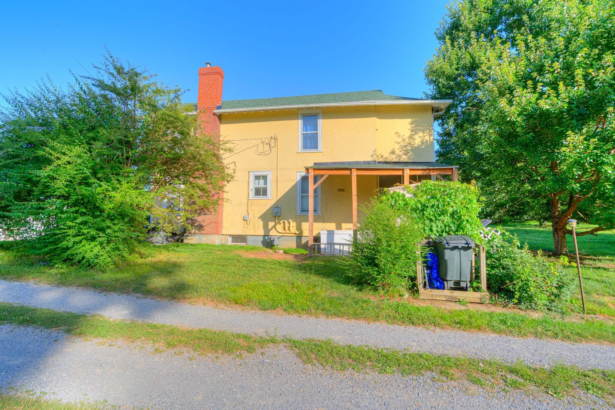 402 Randolph Street Radford VA 24141