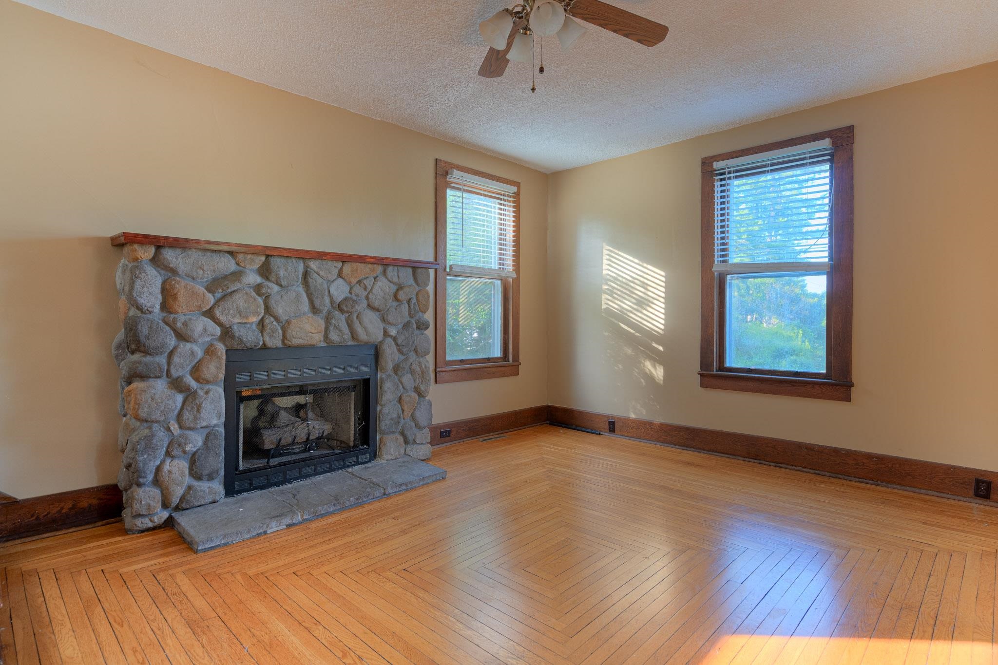 402 Randolph Street Radford VA 24141