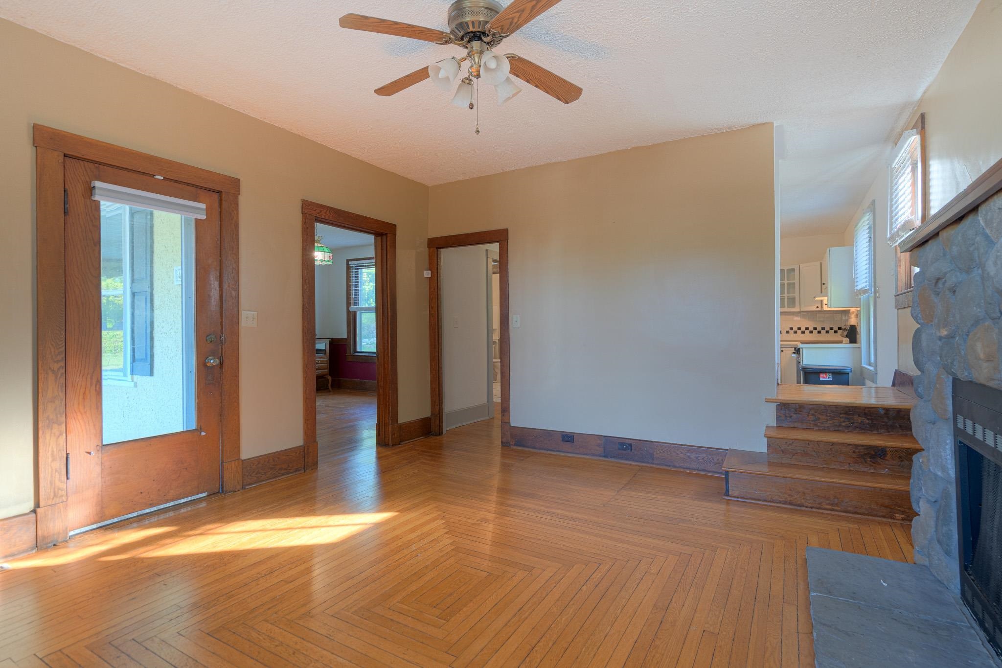 402 Randolph Street Radford VA 24141