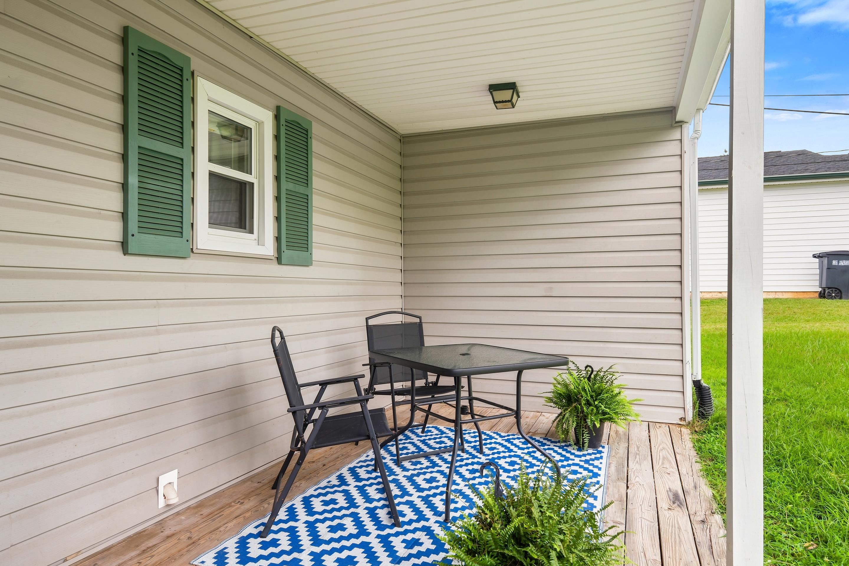 813 Thirteenth Street Radford VA 24141