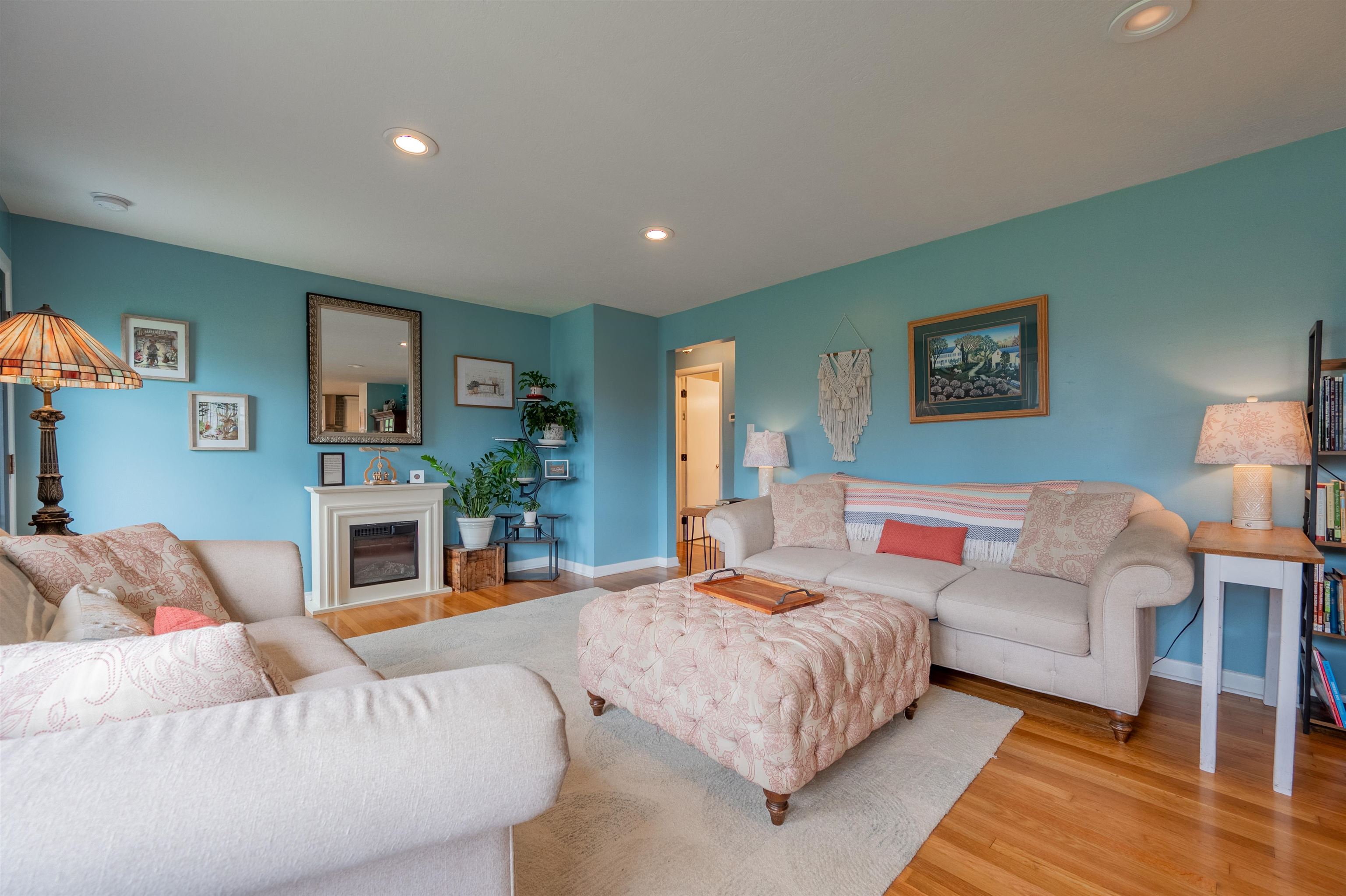 913 Locust Drive Pearisburg VA 24134