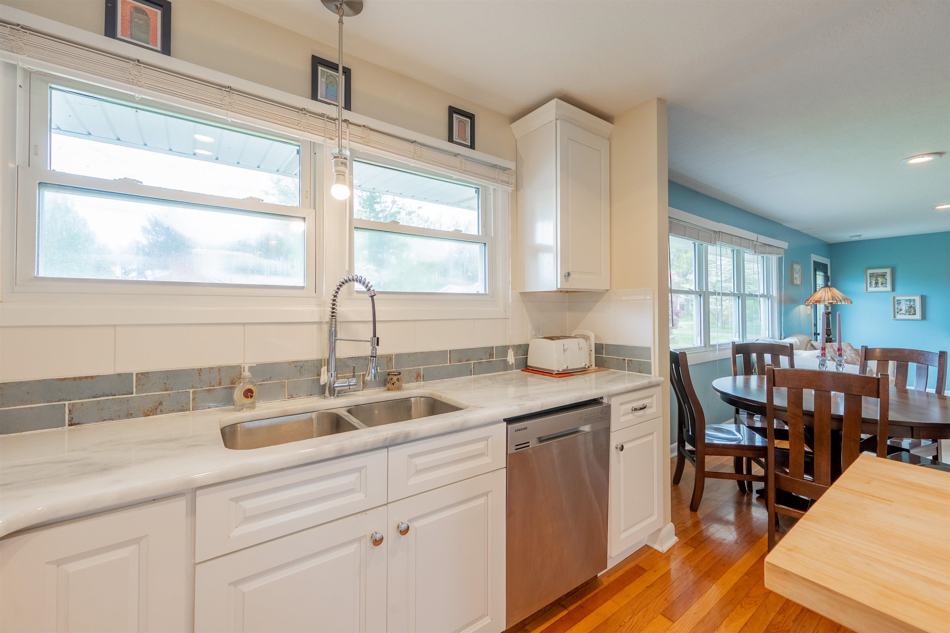 913 Locust Drive Pearisburg VA 24134