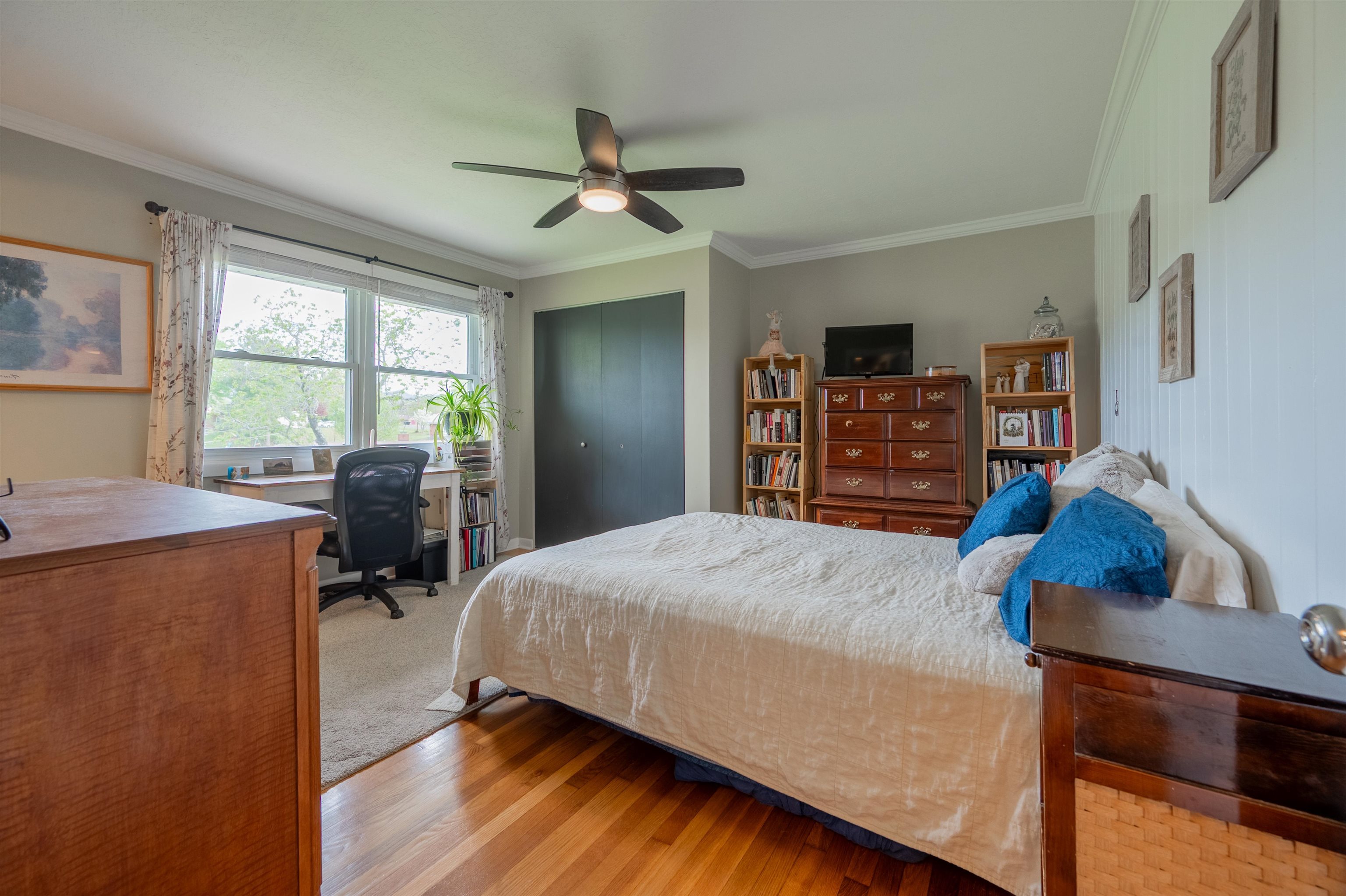 913 Locust Drive Pearisburg VA 24134