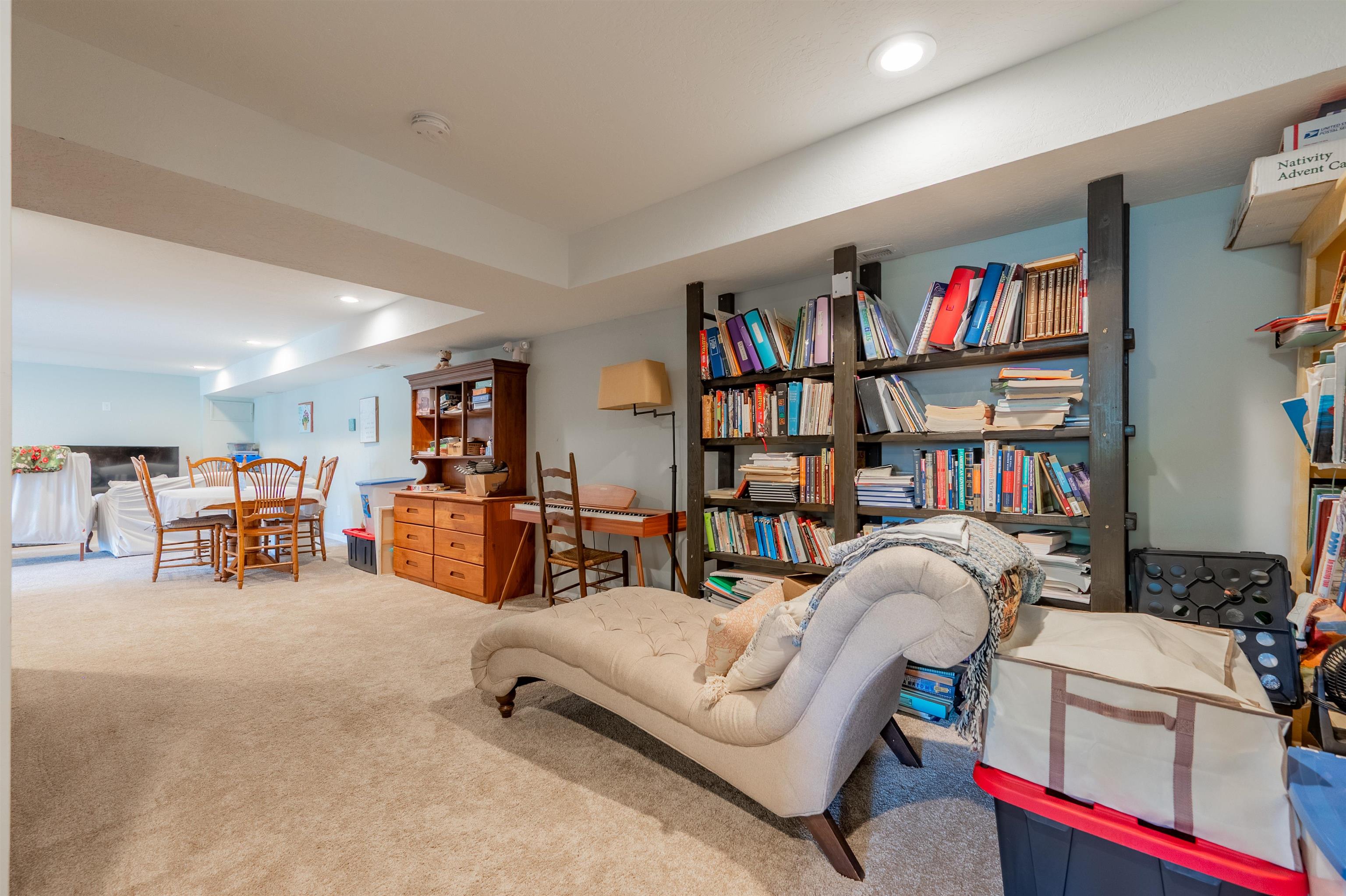 913 Locust Drive Pearisburg VA 24134