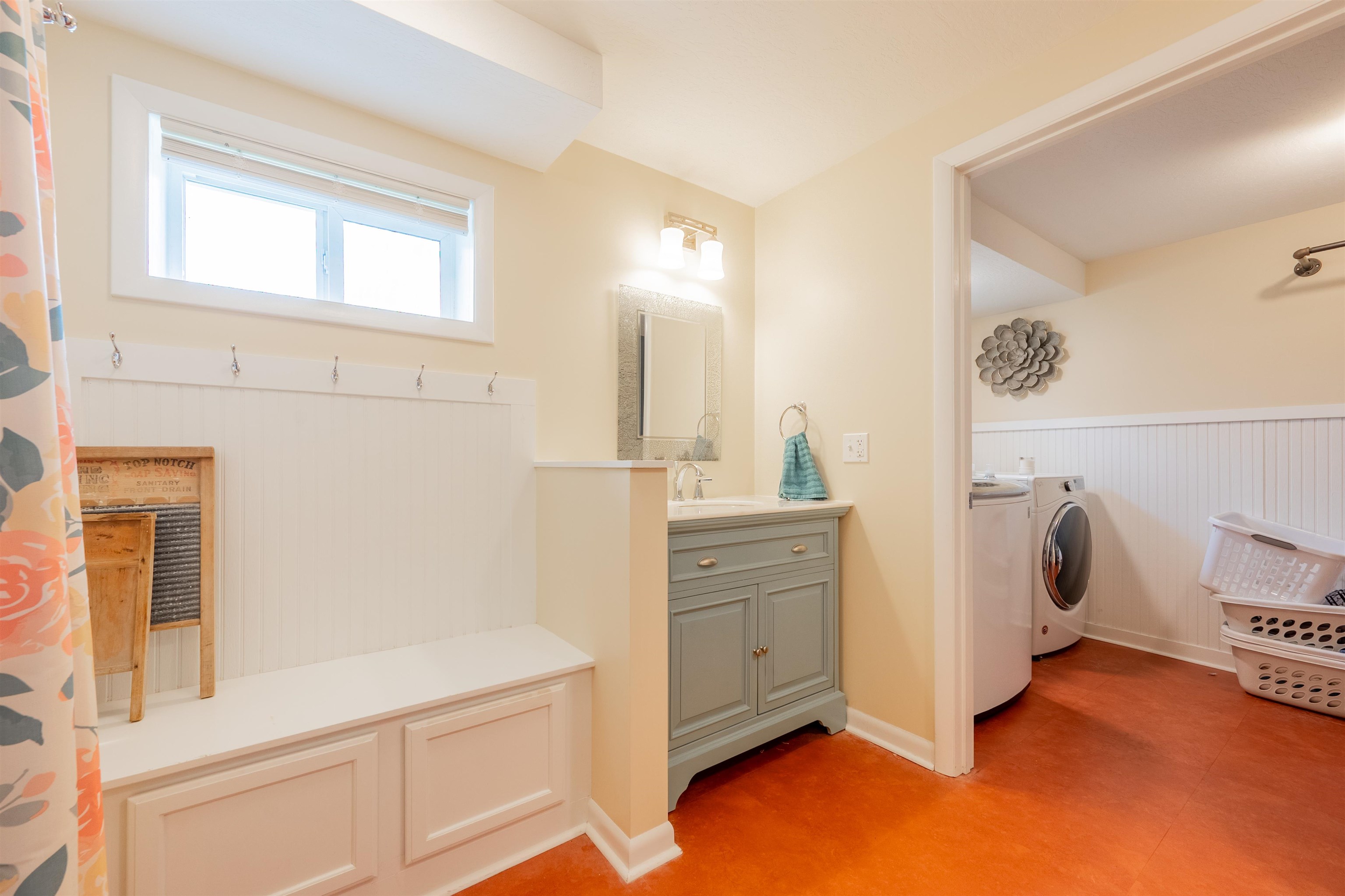 913 Locust Drive Pearisburg VA 24134