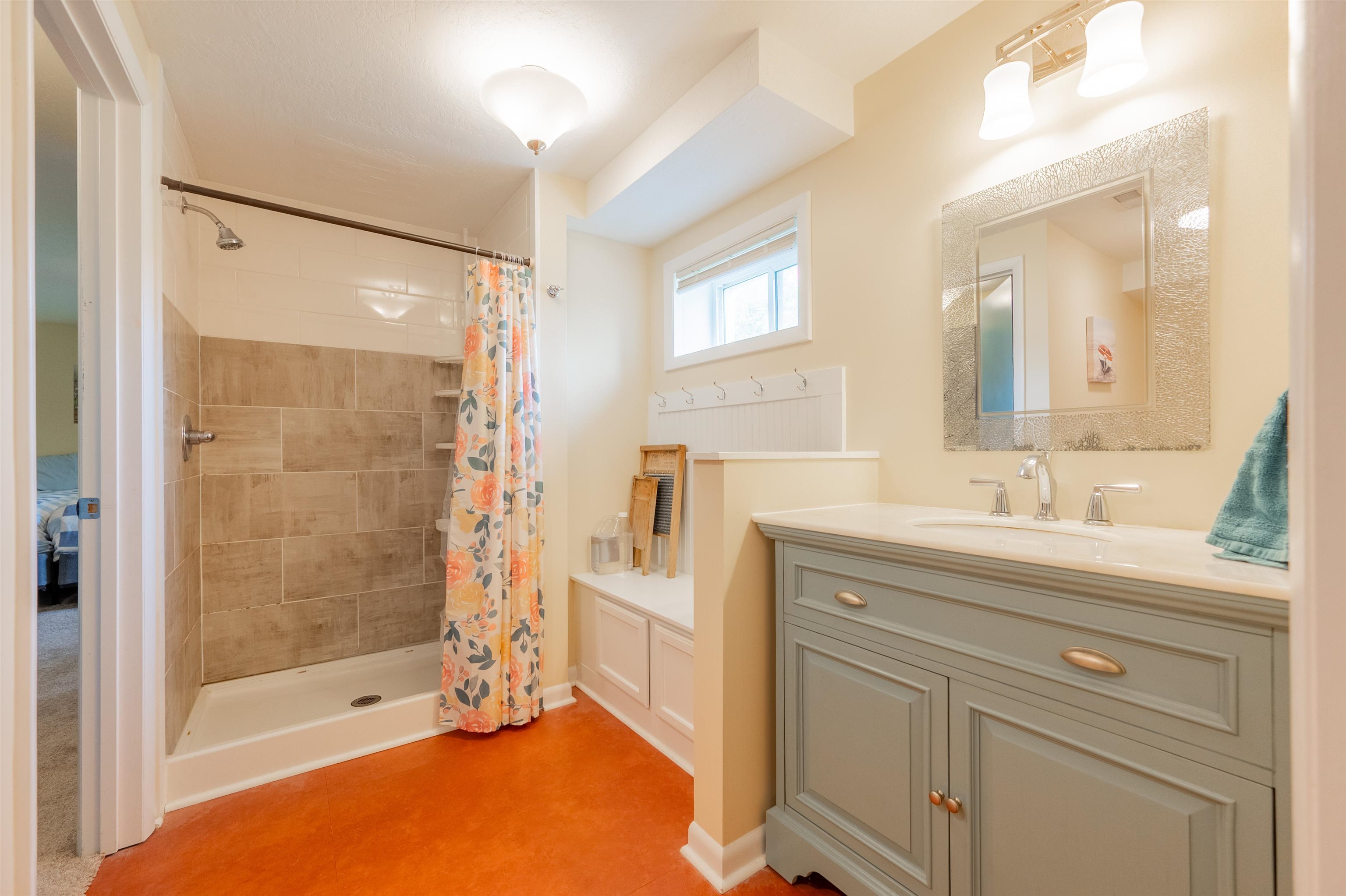 913 Locust Drive Pearisburg VA 24134