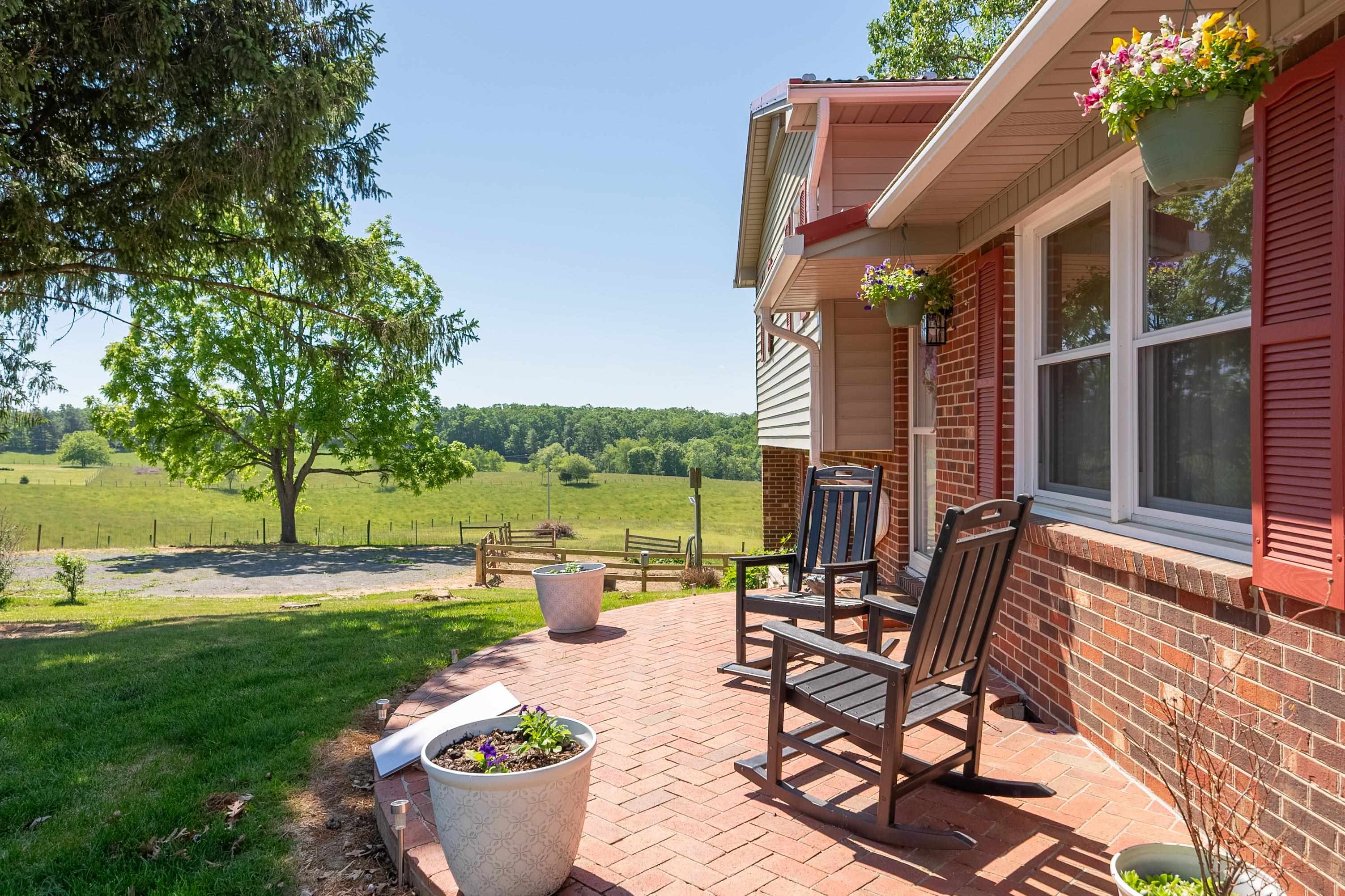 1865 Oak Grove Road Woodlawn VA 24381