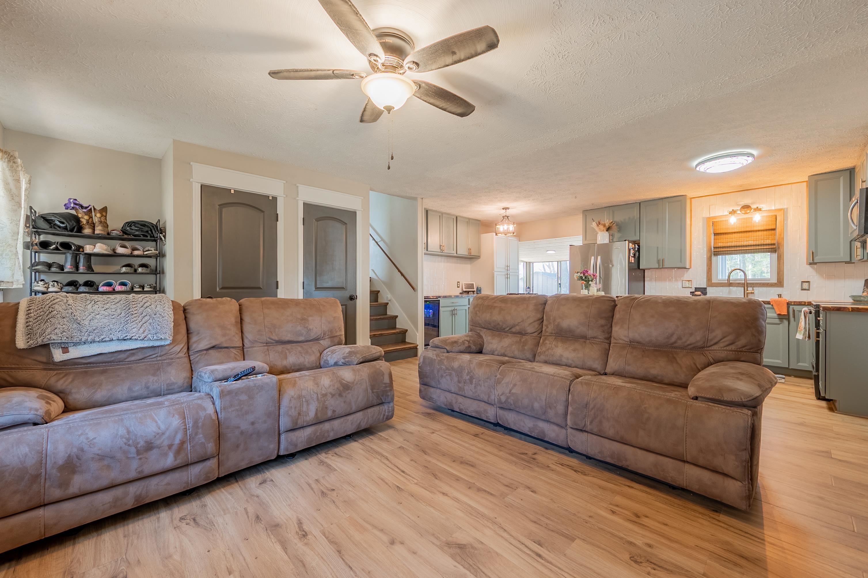 1865 Oak Grove Road Woodlawn VA 24381