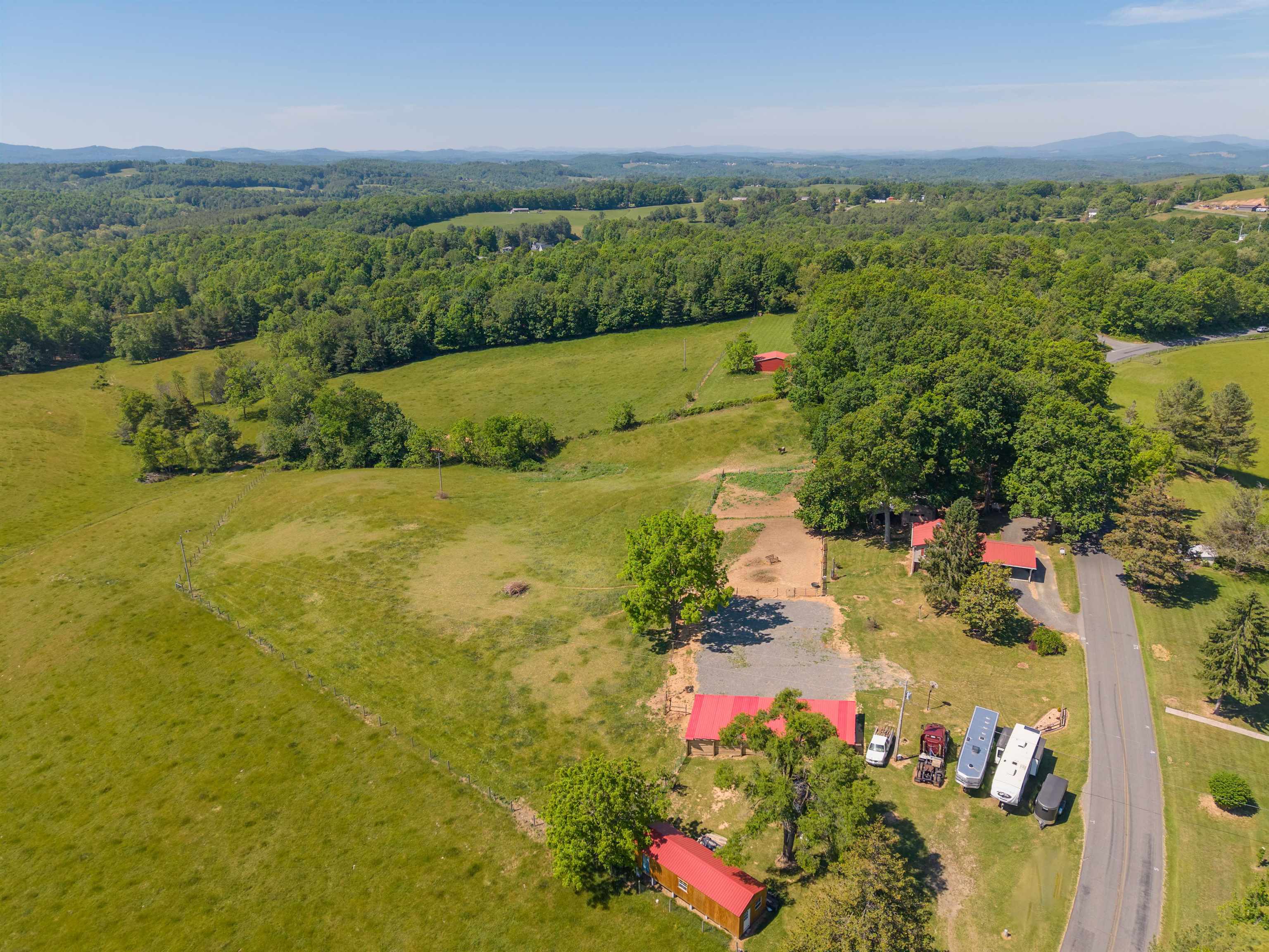 1865 Oak Grove Road Woodlawn VA 24381
