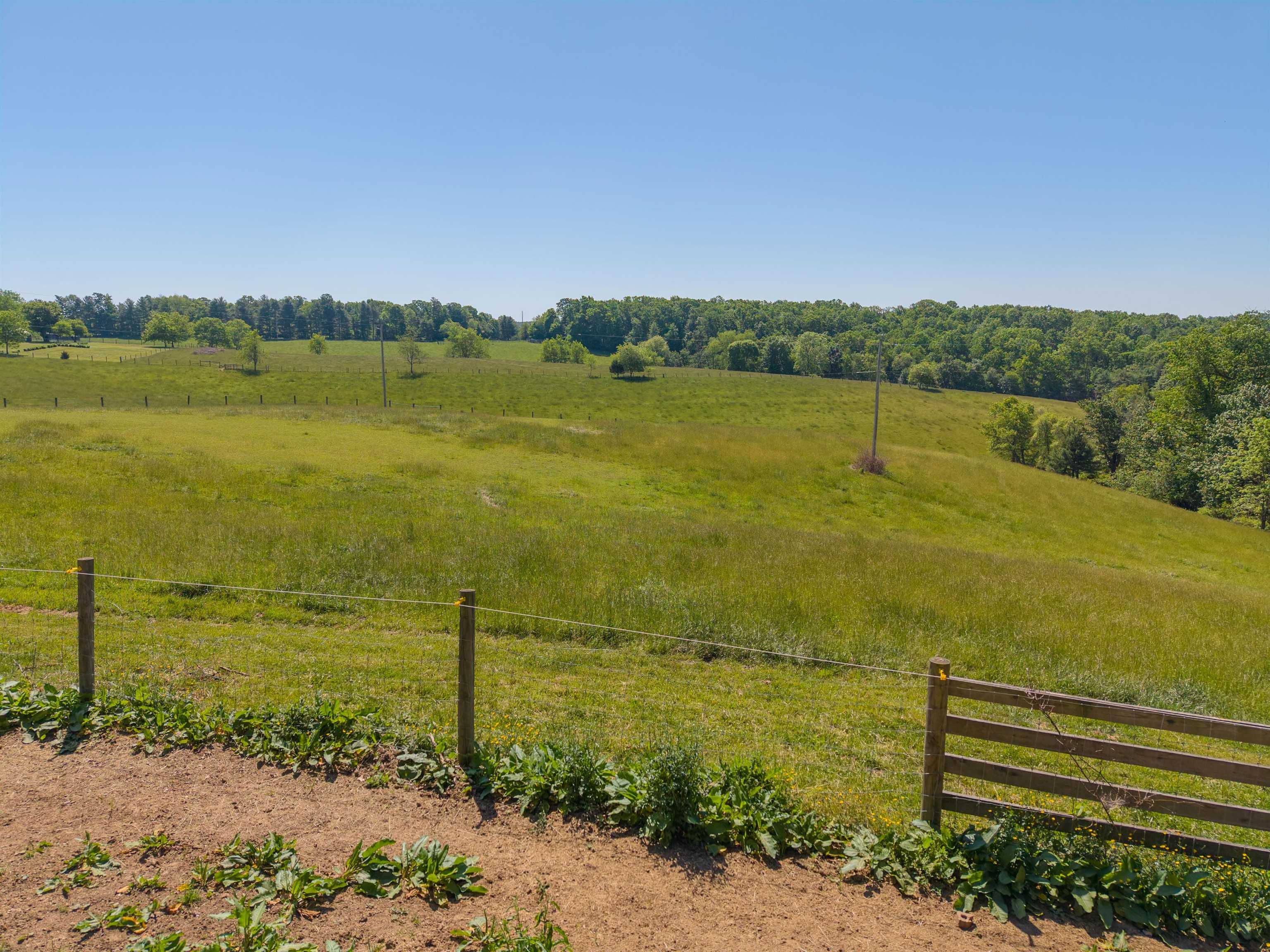 1865 Oak Grove Road Woodlawn VA 24381