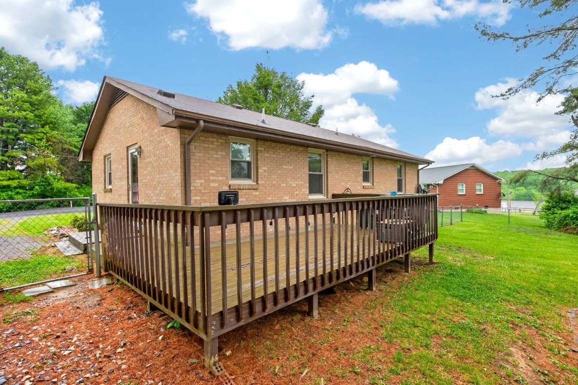 6063 Hillcrest Place Dublin VA 24084