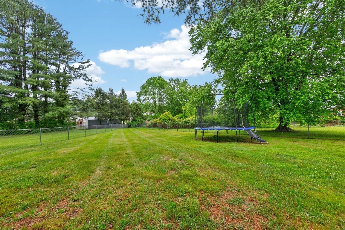6063 Hillcrest Place Dublin VA 24084