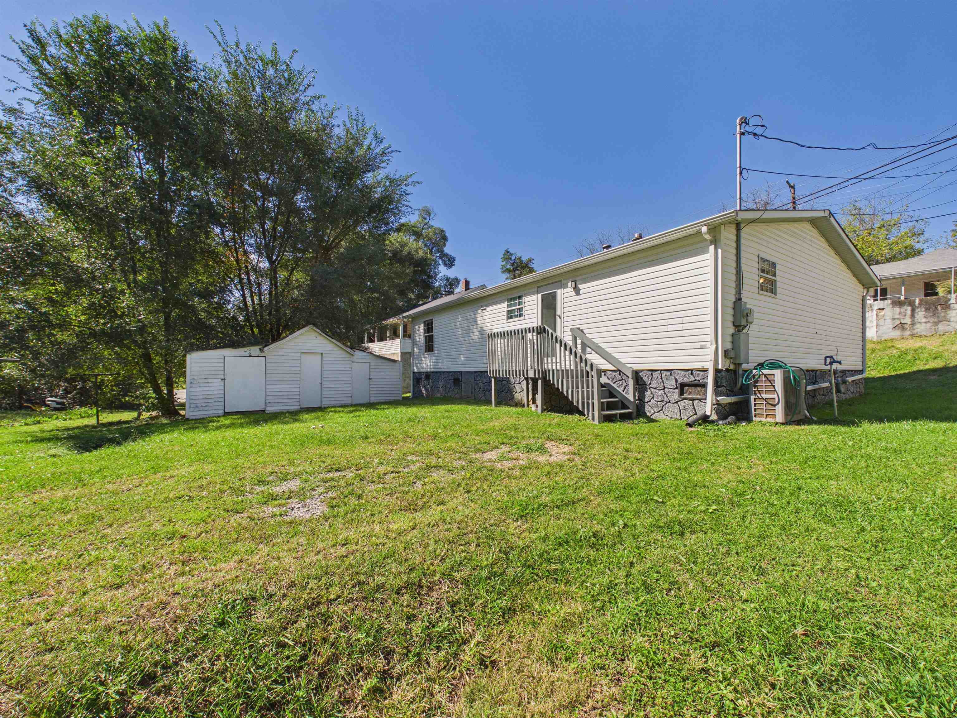 604 Newbern Road Pulaski VA 24301