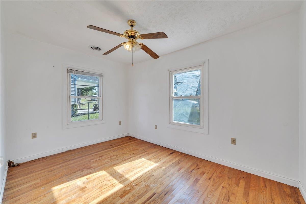 1517 5th Street Radford VA 24141