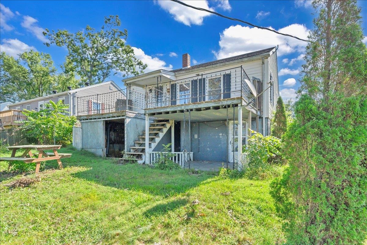 1517 5th Street Radford VA 24141