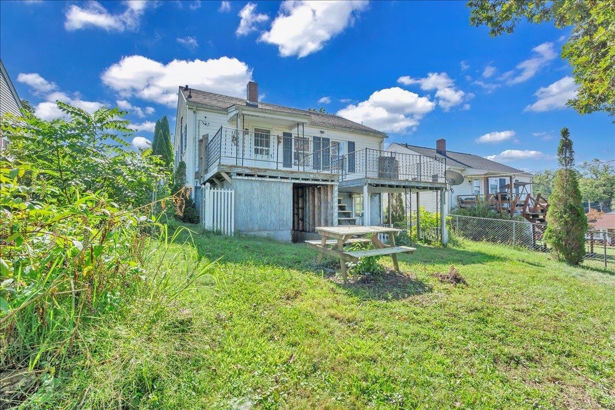 1517 5th Street Radford VA 24141