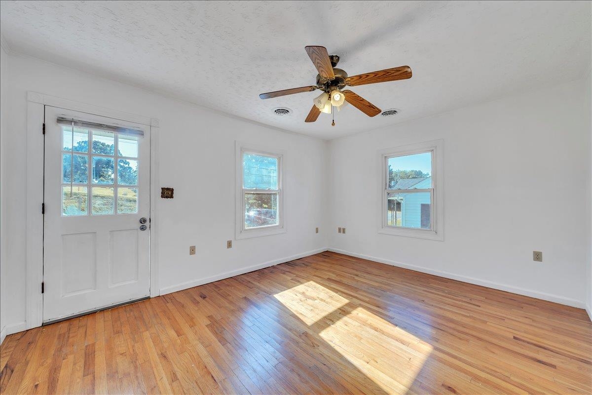 1517 5th Street Radford VA 24141