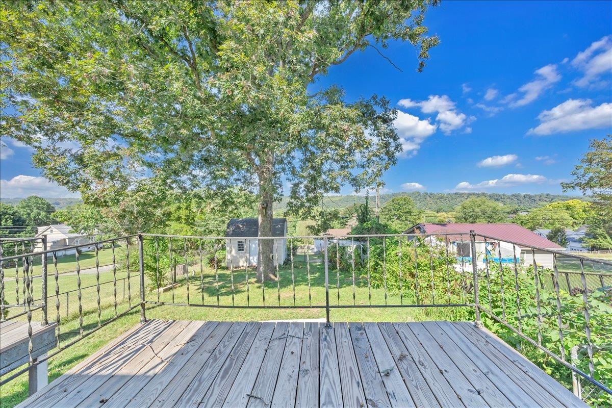 1517 5th Street Radford VA 24141