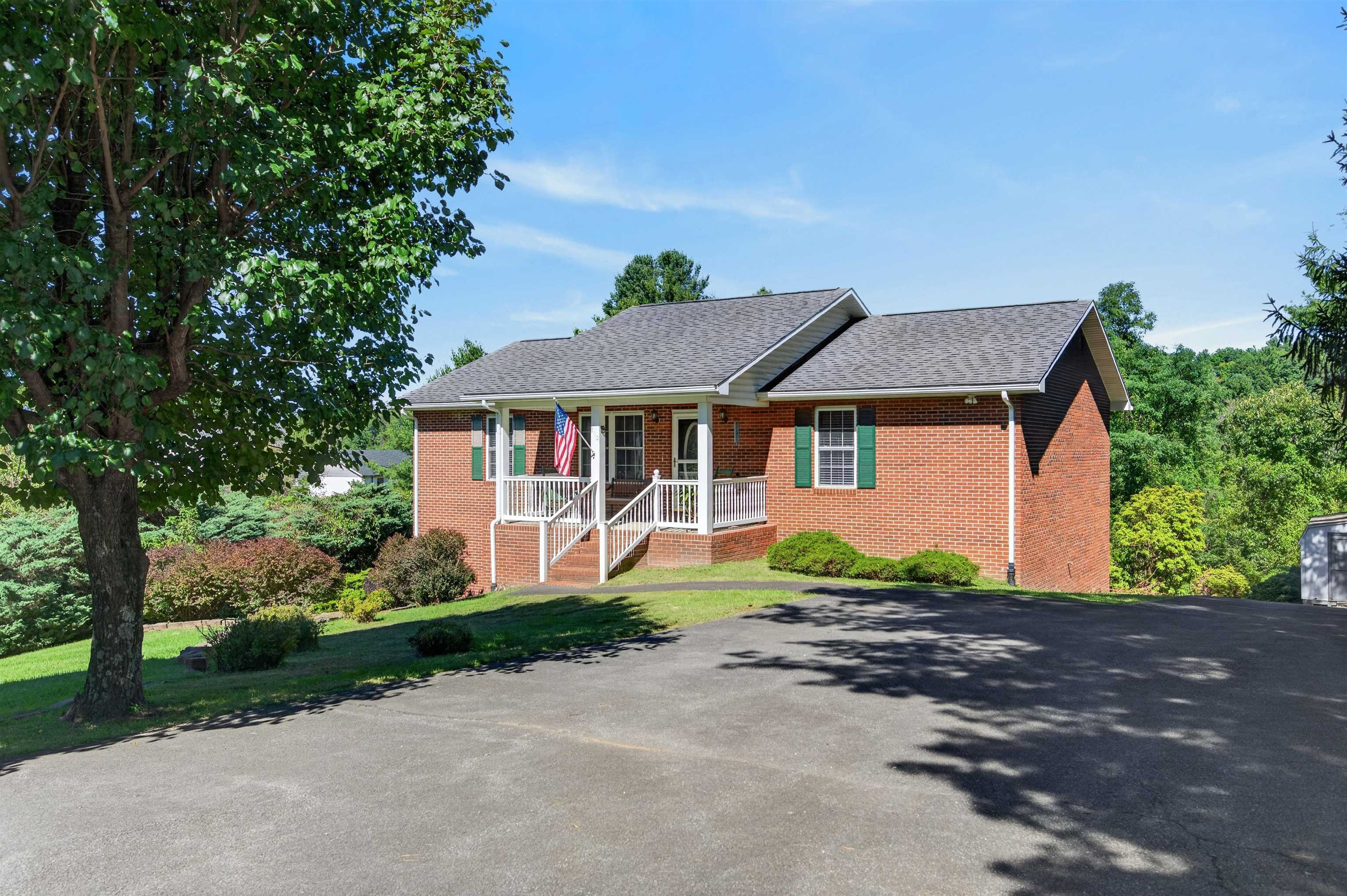 110 Williams Street Galax VA 24333