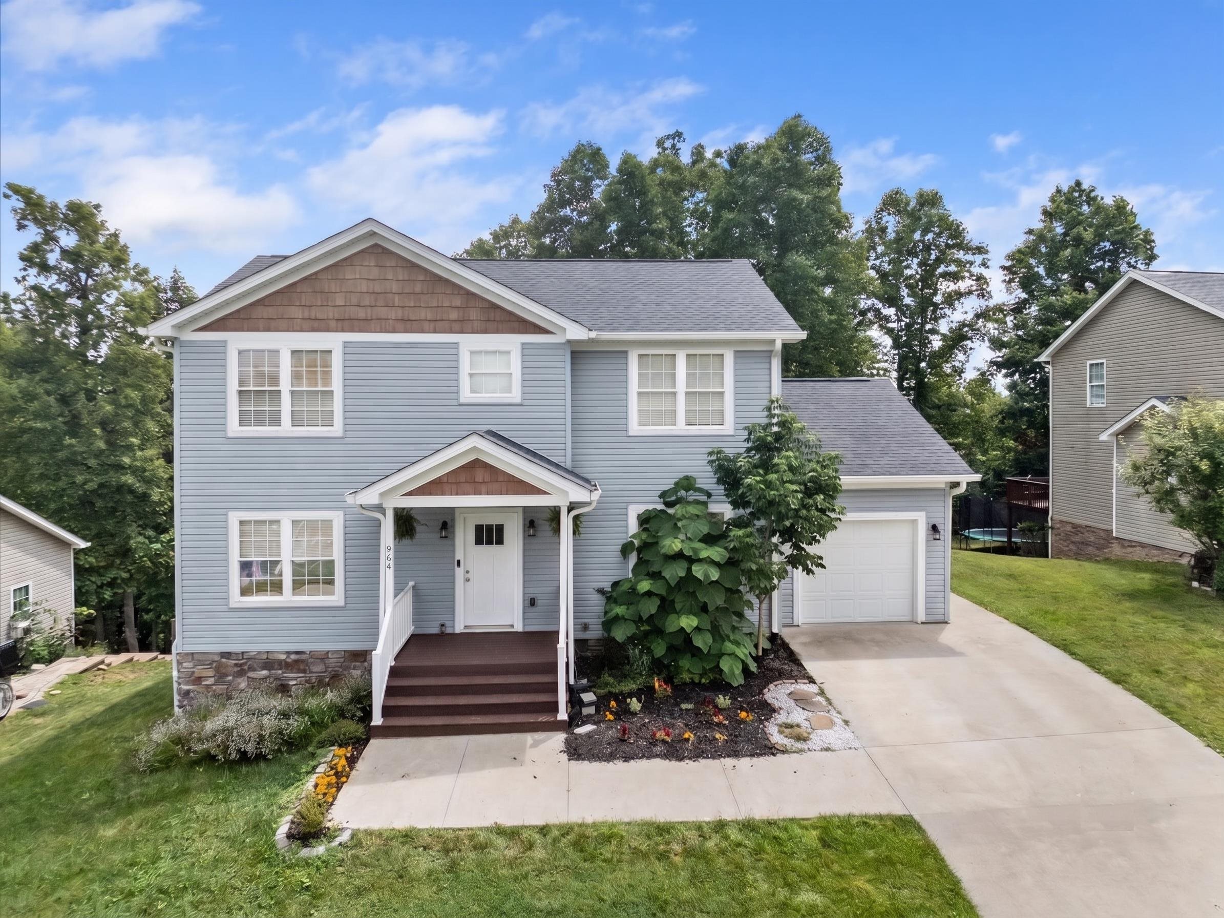 954 Brooklyn Avenue Christiansburg VA 24073