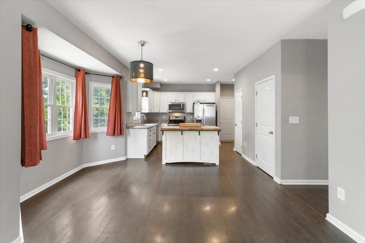 954 Brooklyn Avenue Christiansburg VA 24073
