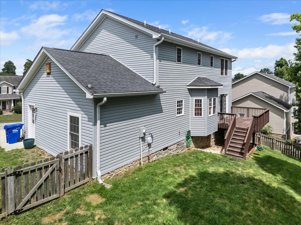 954 Brooklyn Avenue Christiansburg VA 24073