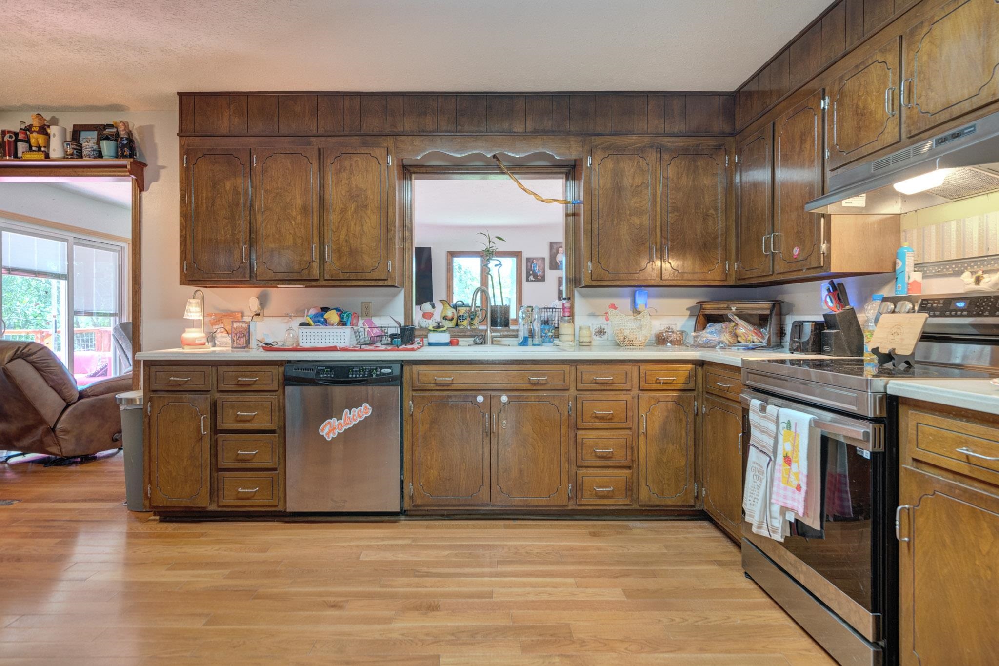 485 Lakeview Drive Wytheville VA 24382