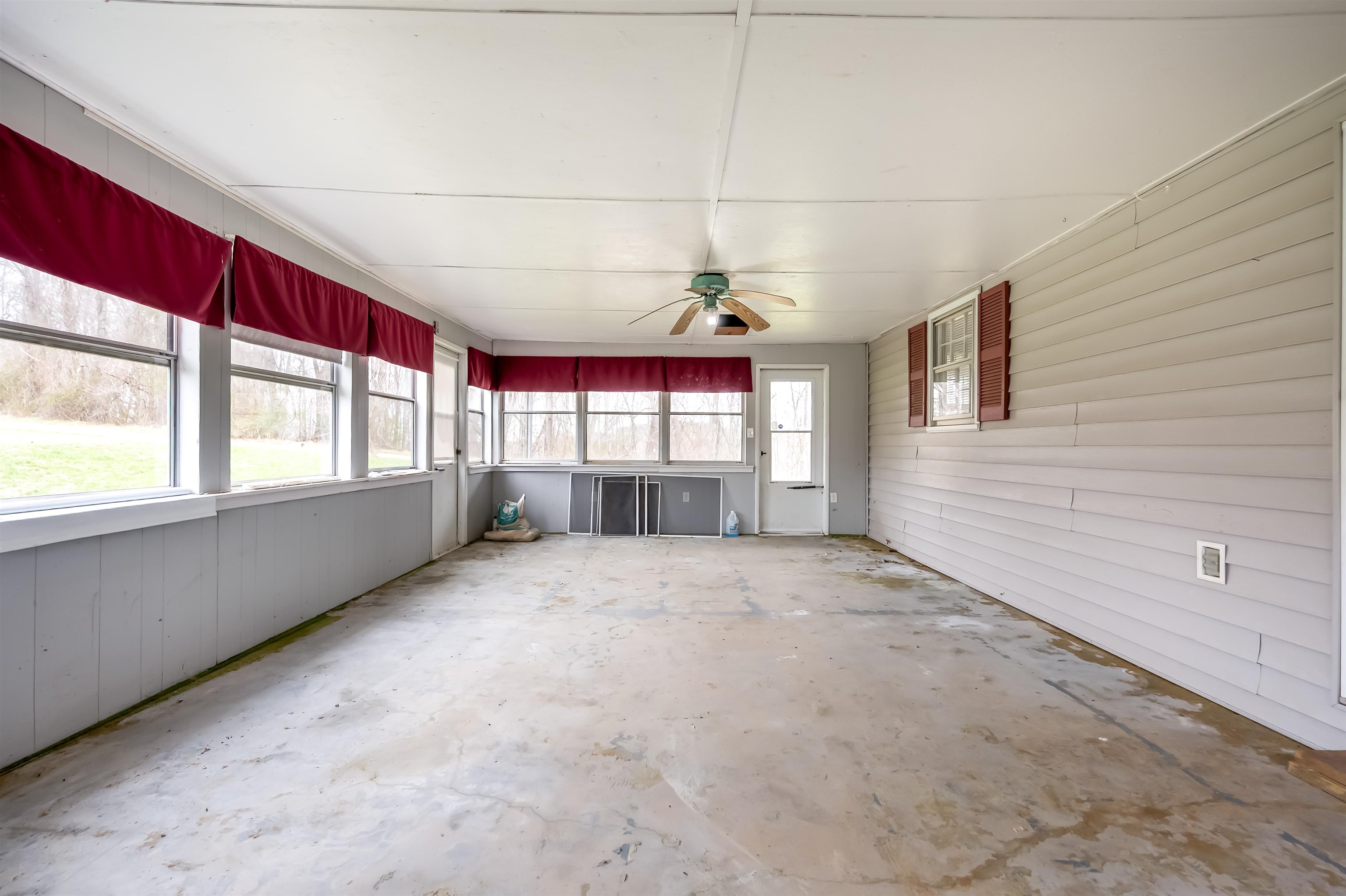 701 Lincoln Road Galax VA 24333