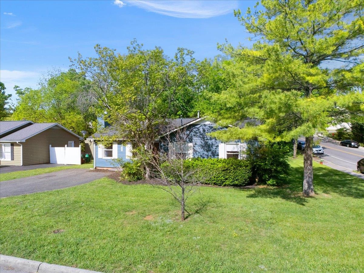1109 Scott Alan Circle Blacksburg VA 24060