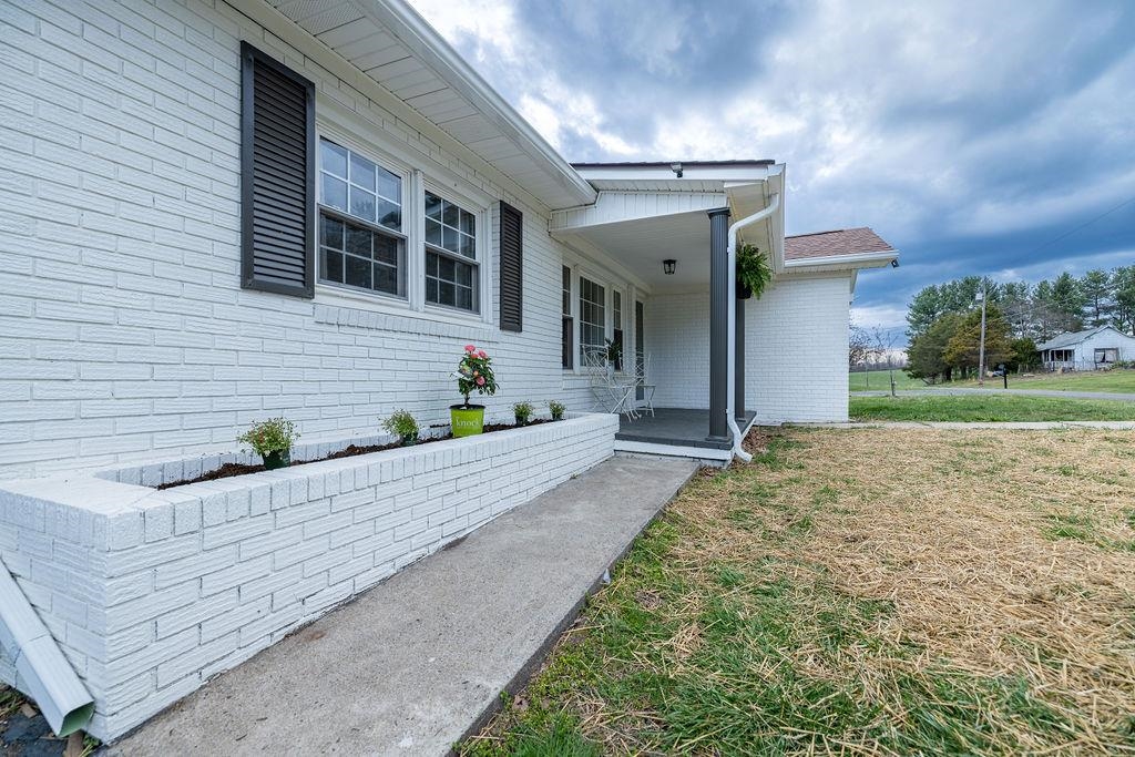 163 Pine City Road Galax VA 24333