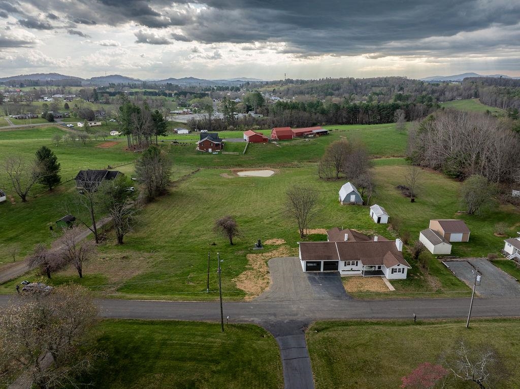 163 Pine City Road Galax VA 24333