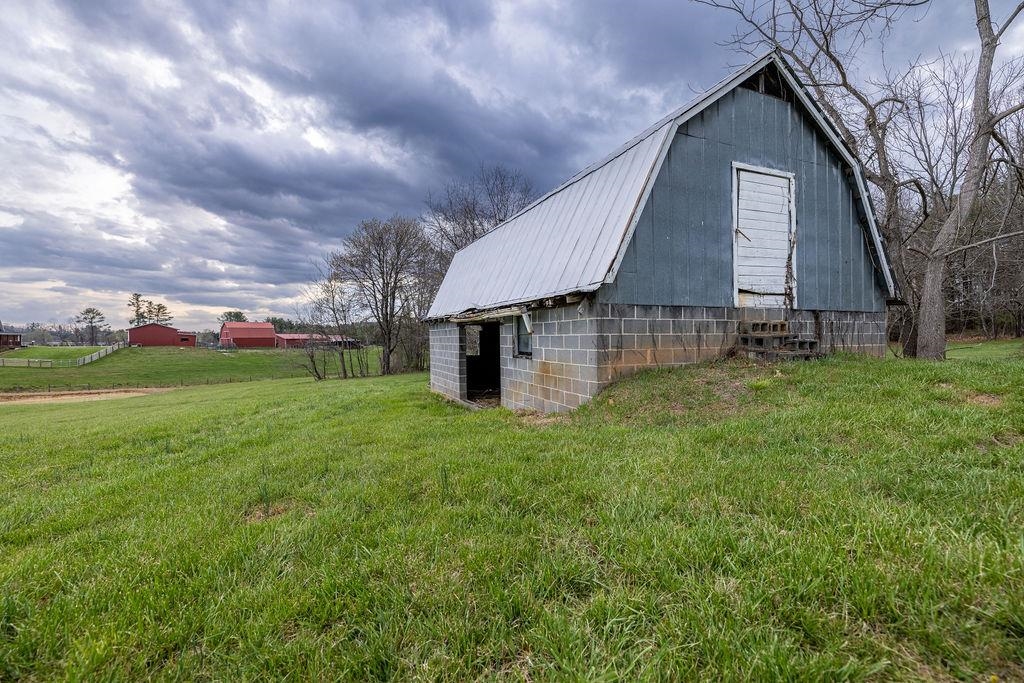 163 Pine City Road Galax VA 24333
