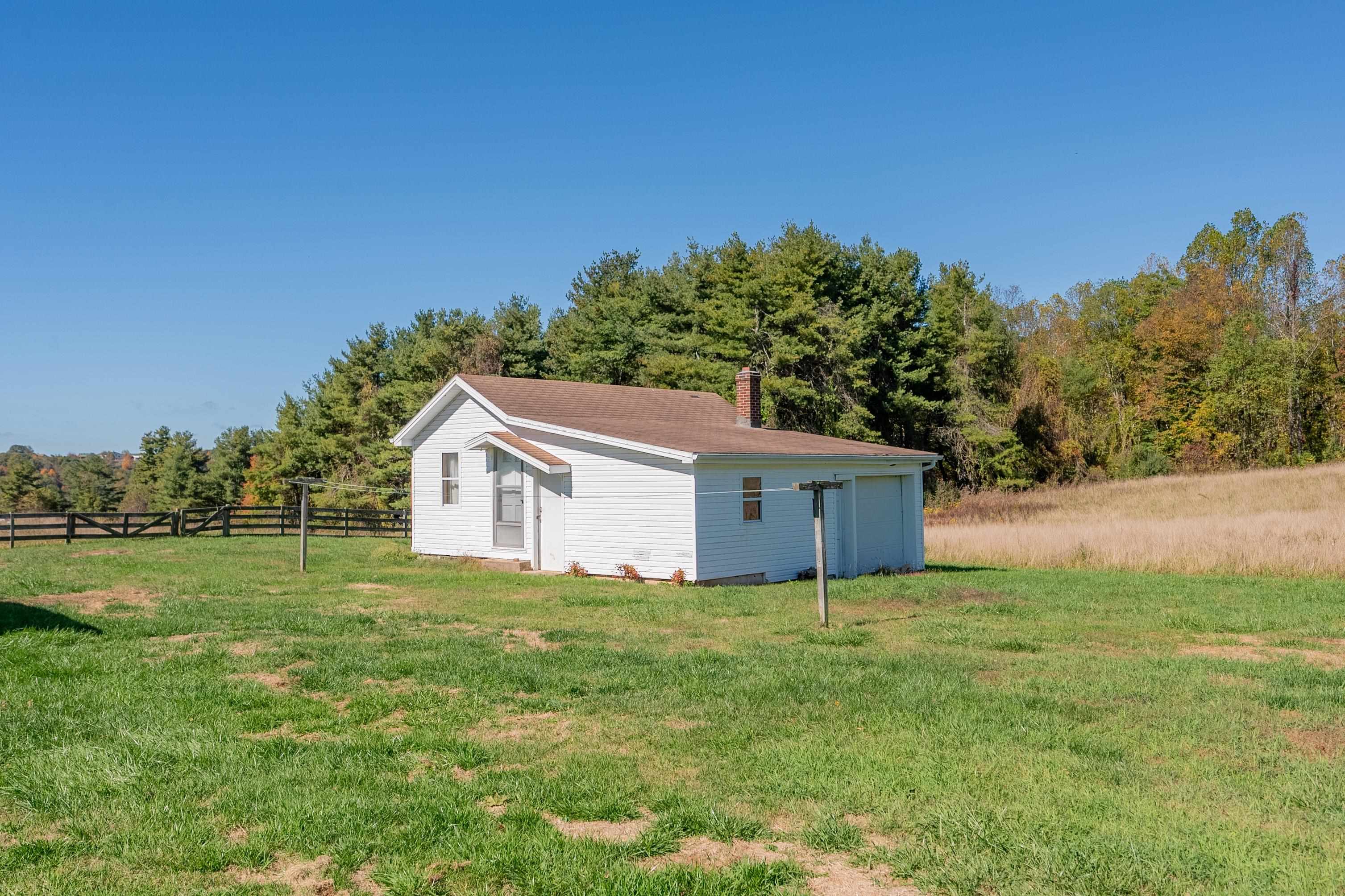 5531 Franklin Pike SE Floyd VA 24091