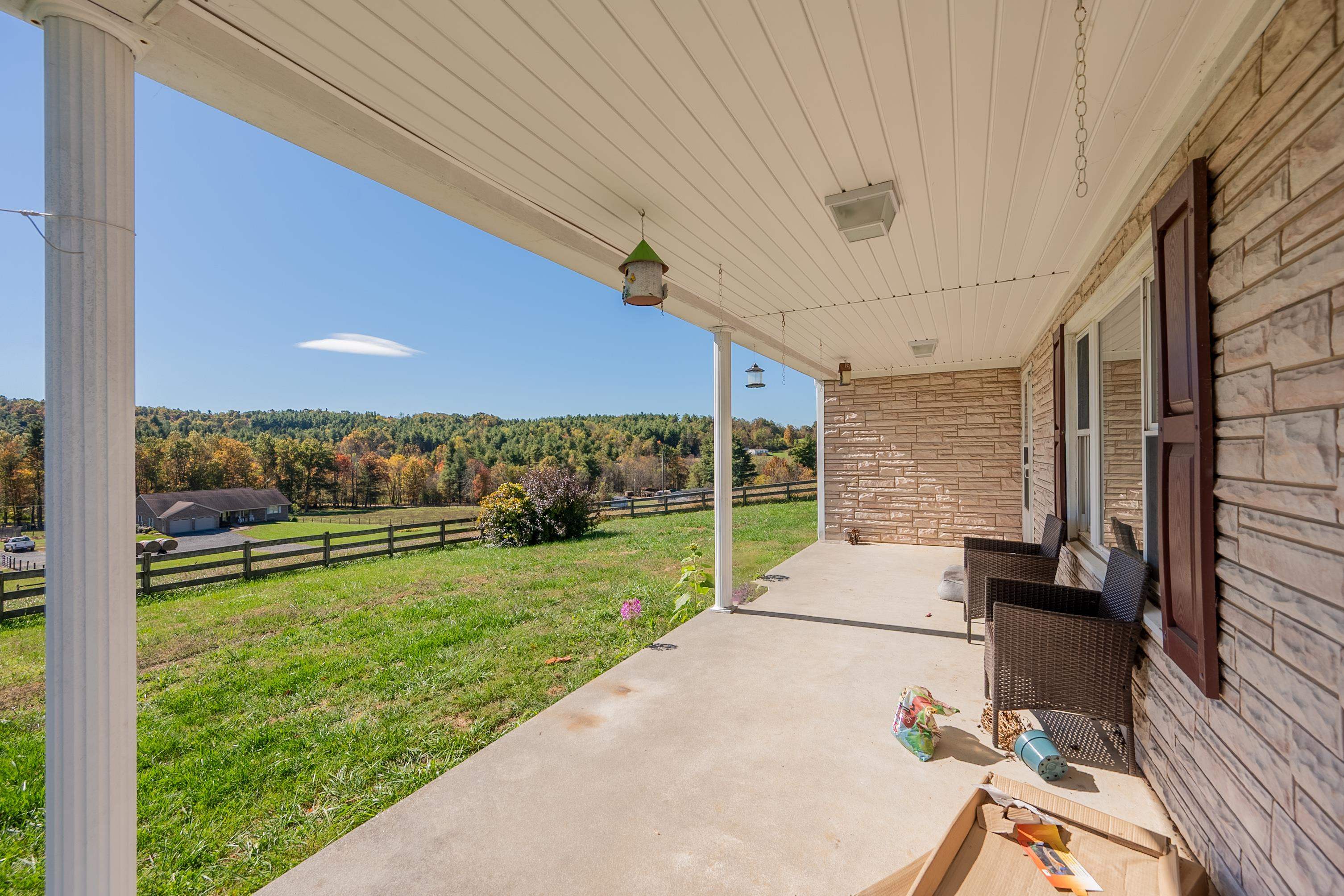 5531 Franklin Pike SE Floyd VA 24091