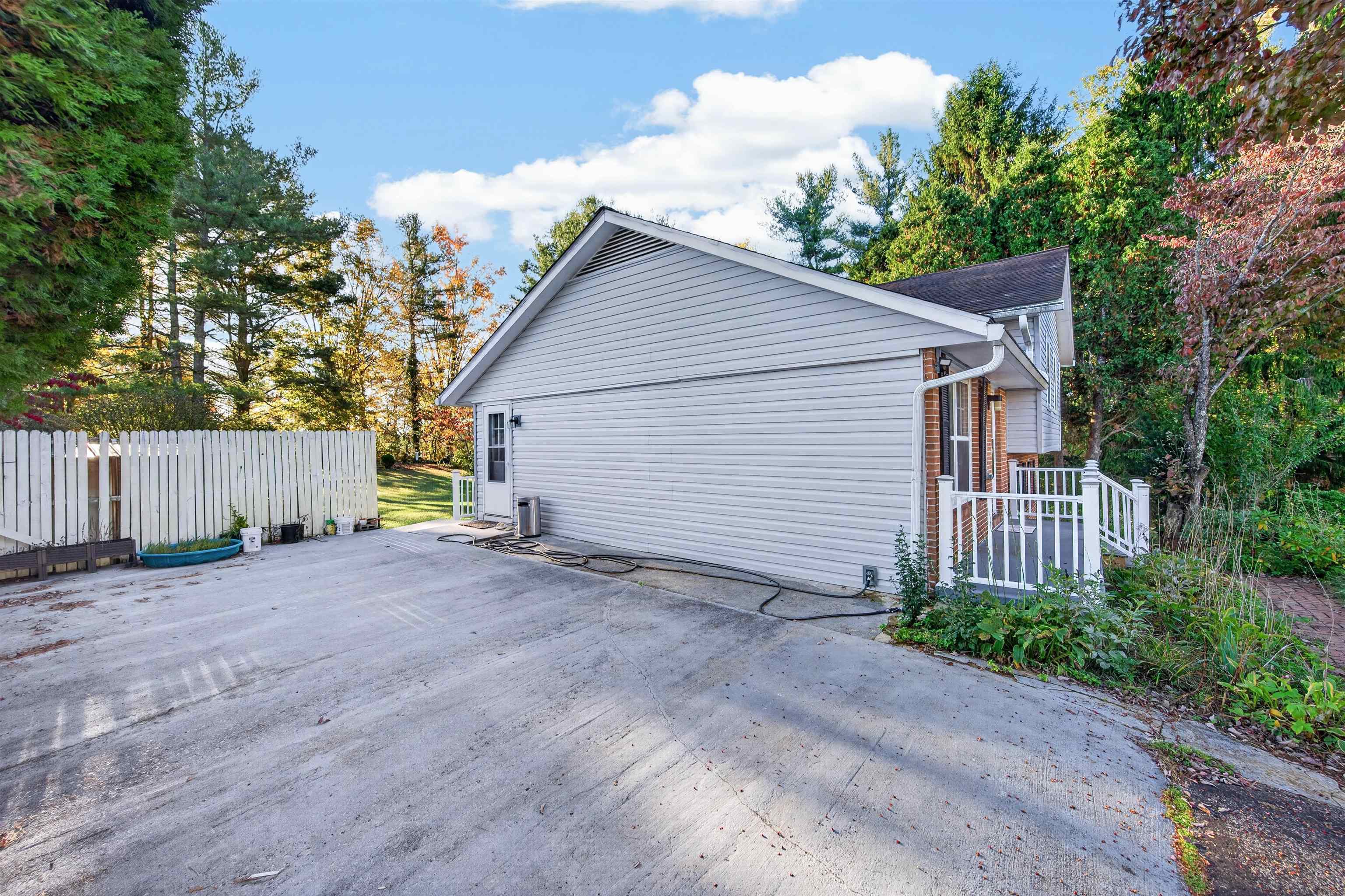 1704 Oriole Drive Blacksburg VA 24060