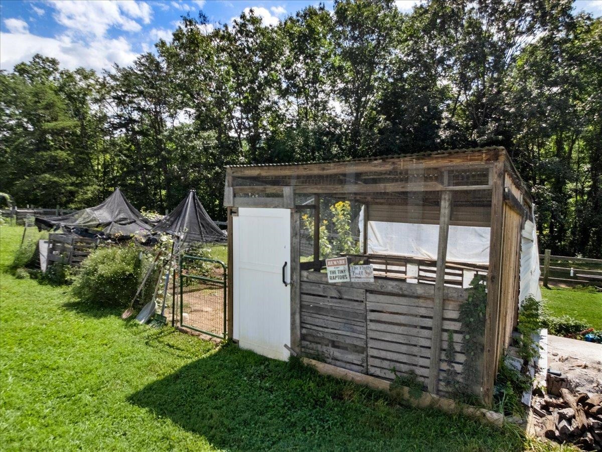 2042 Upper Craigs Creek Road Catawba VA 24070
